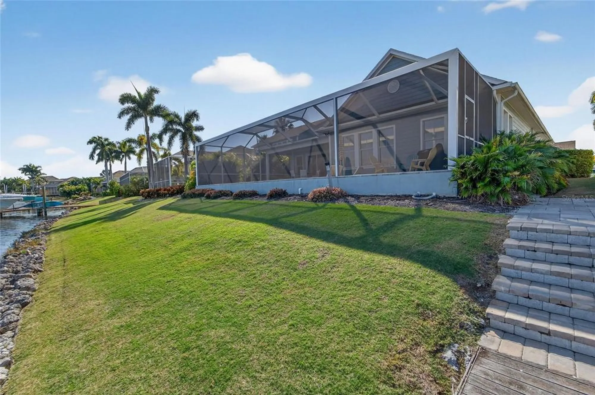 Property Slideshow image 85 of 100 | 5245 brighton shore dr, Apollo Beach, FL, 33572