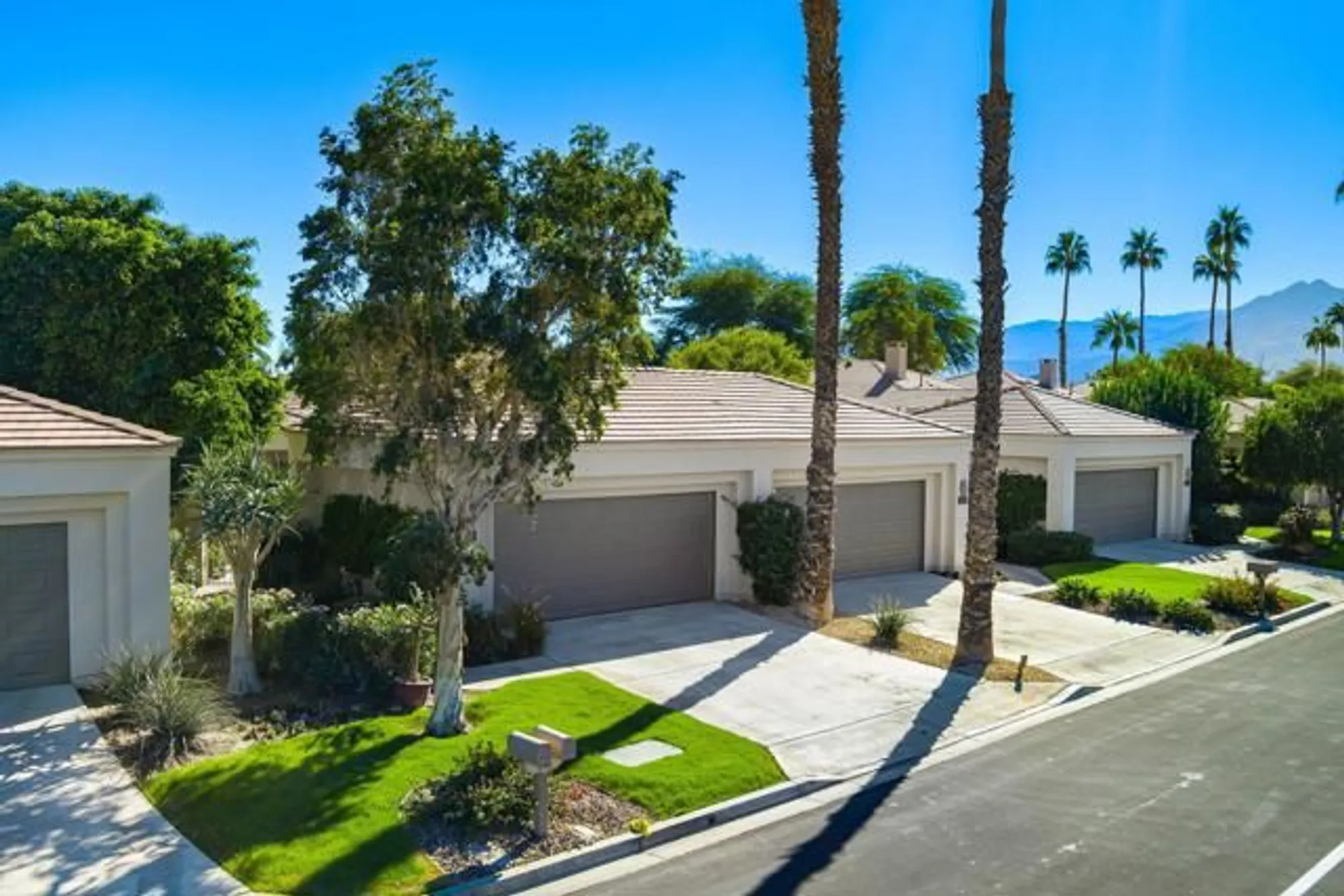 Property Slideshow image 39 of 42 | 54108 oak tree a143, La Quinta, CA, 92253