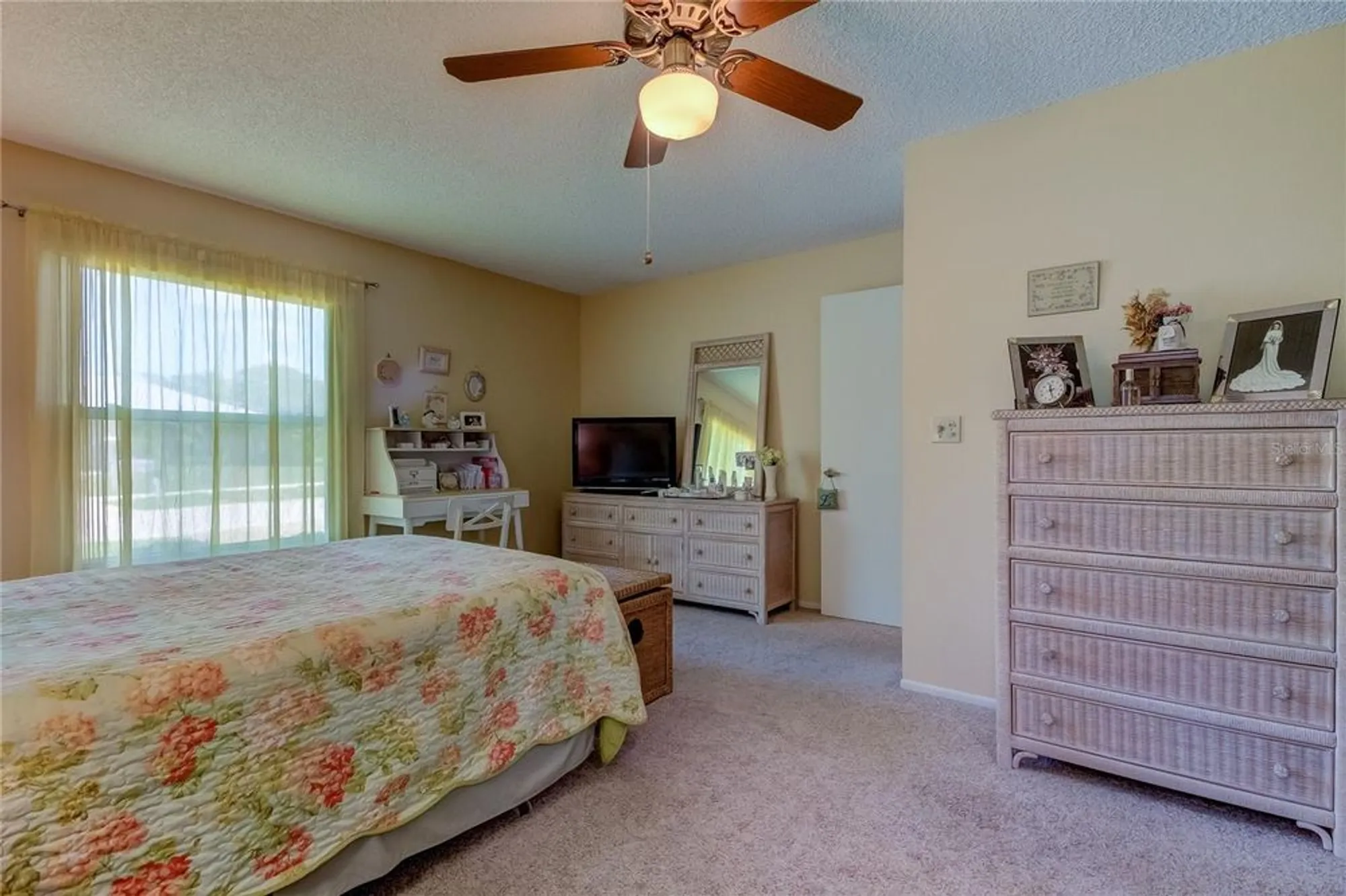 Property Slideshow image 7 of 44 | 3283 hilary cir 2c, Palm Harbor, FL, 34684