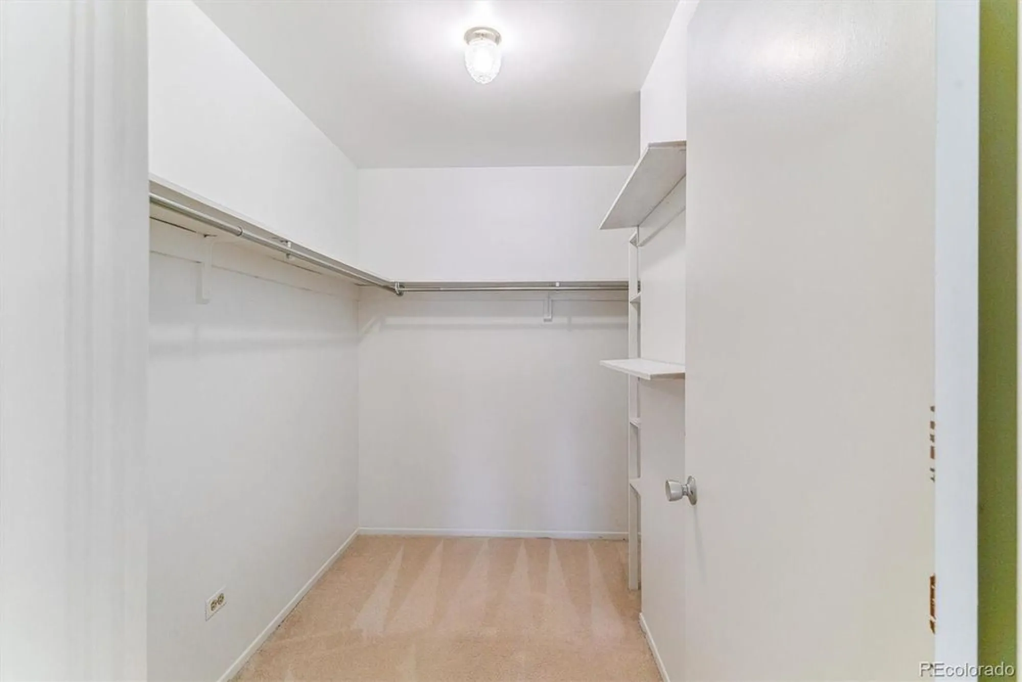 Property Slideshow image 16 of 26 | 620 s alton way 5b, Denver, CO, 80247