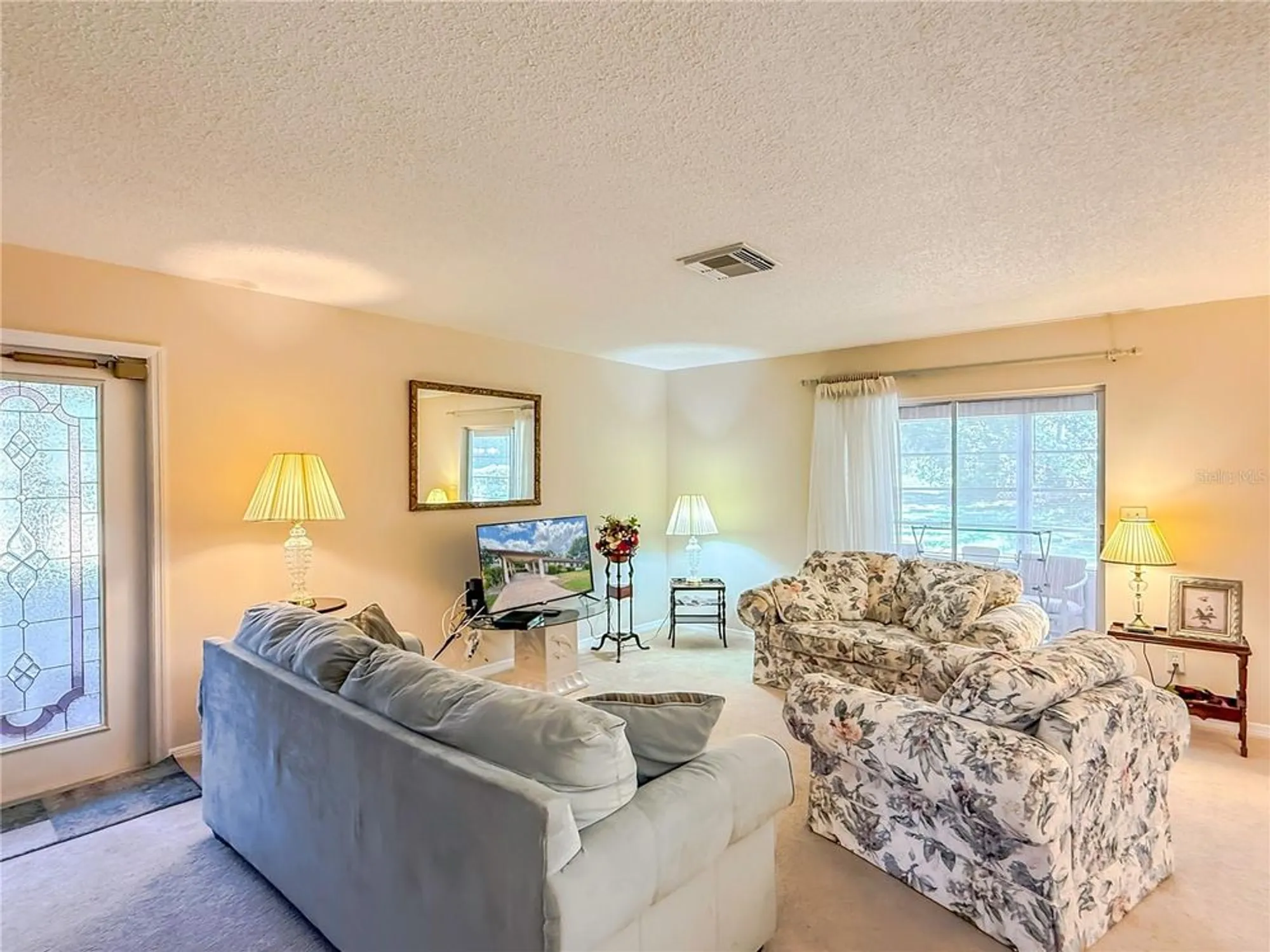 Property Slideshow image 8 of 40 | 503 finsbury cir a, Sun City Center, FL, 33573