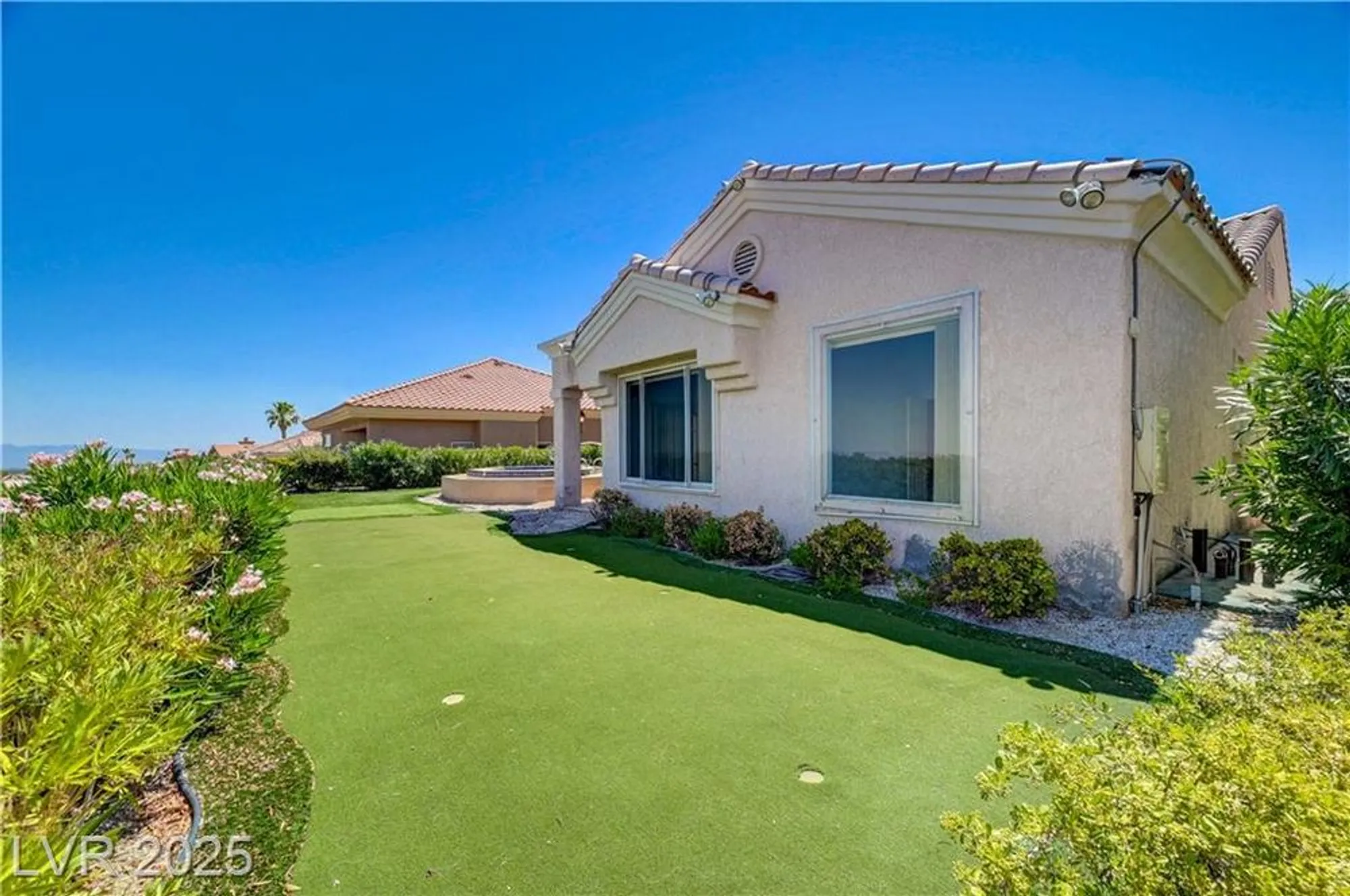 Property Slideshow image 8 of 16 | 2124 bay tree dr, Las Vegas, NV, 89134