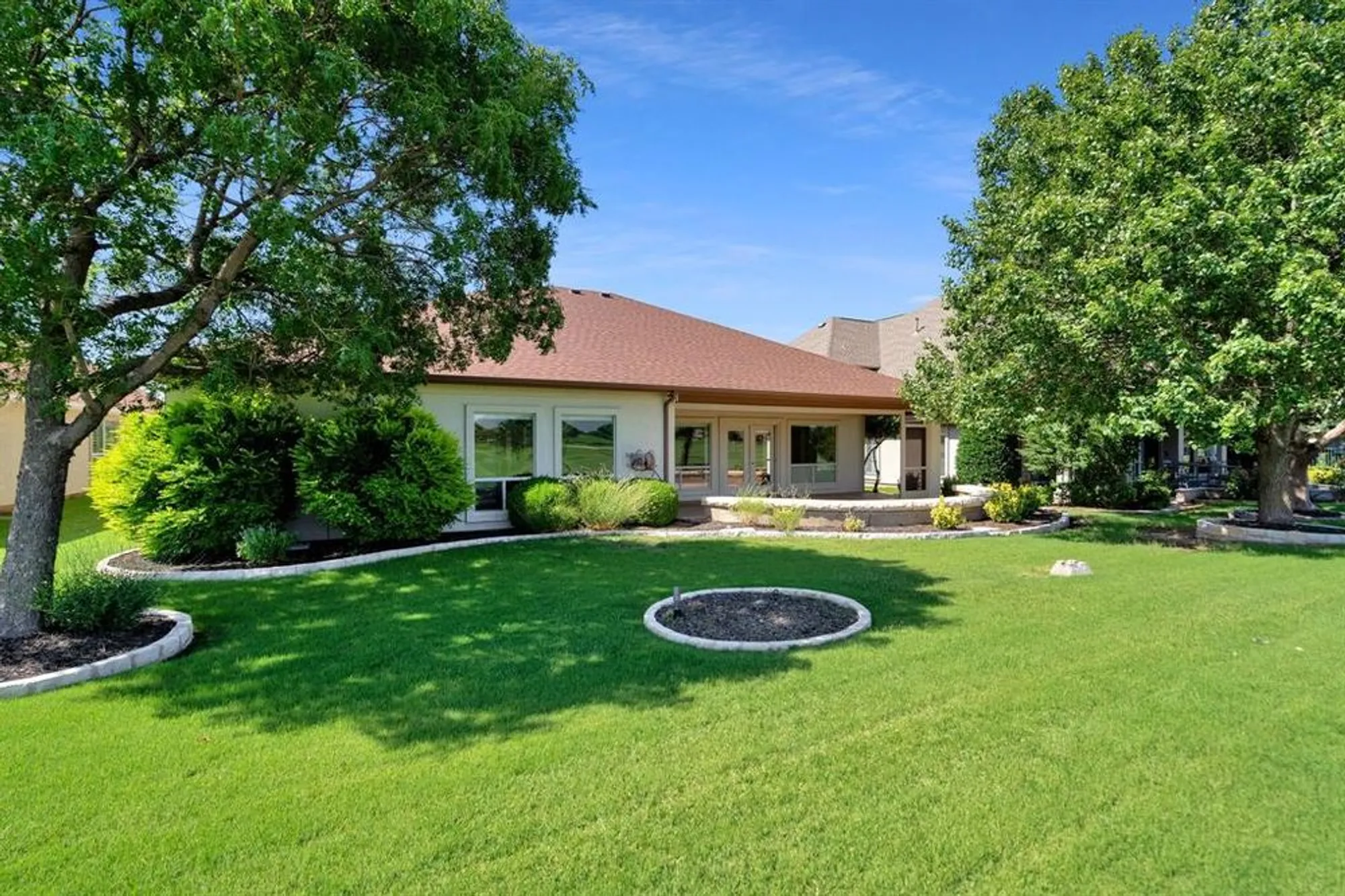 Property Slideshow image 28 of 34 | 9009 gardenia dr, Denton, TX, 76207