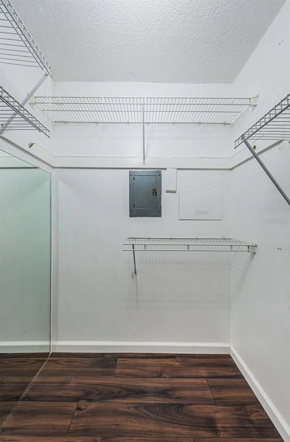 Property Slideshow image 32 of 54 | 4725 cove cir apt 604, Saint Petersburg, FL, 33708