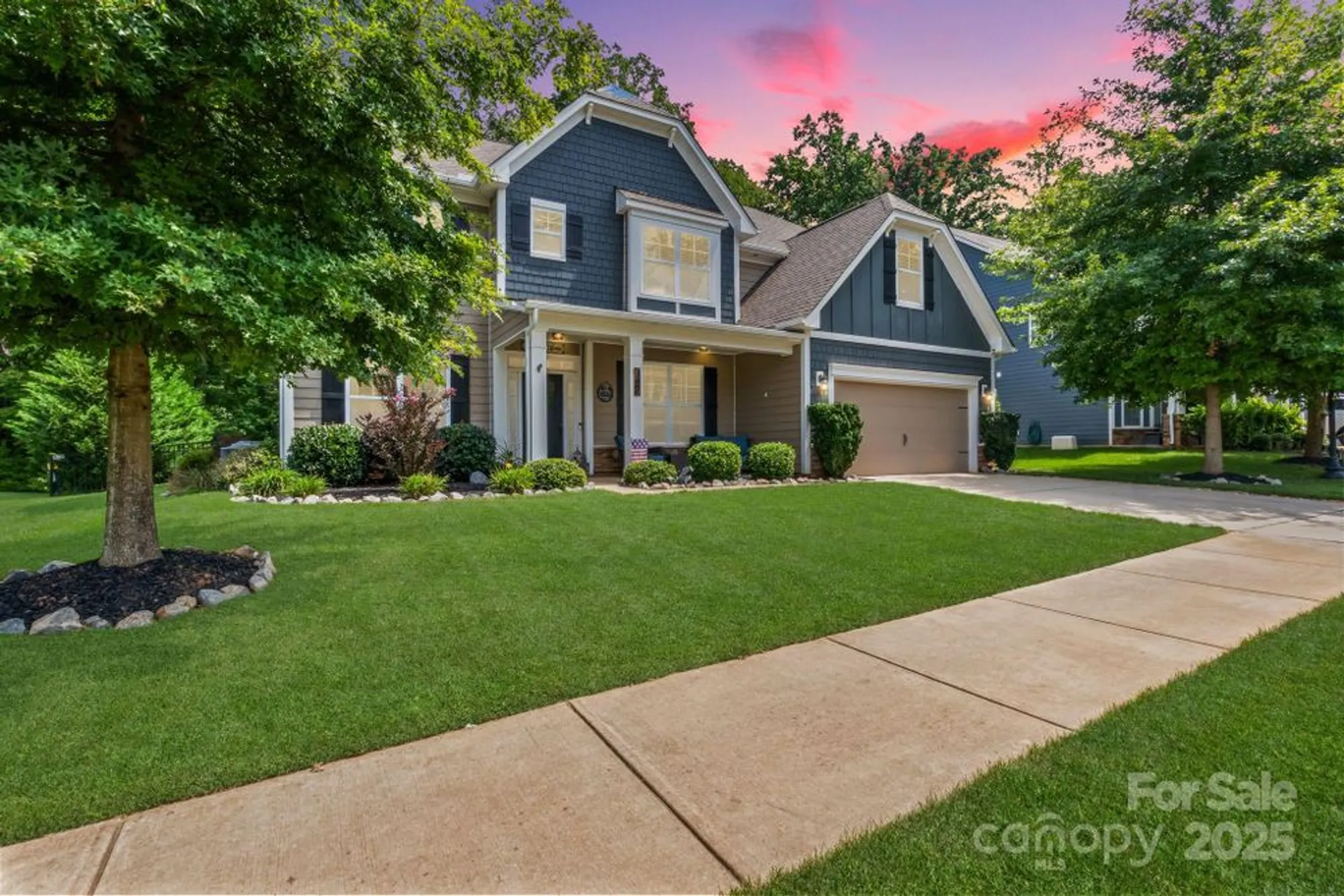 Property Slideshow image 3 of 48 | 142 canoe pole ln, Mooresville, NC, 28117