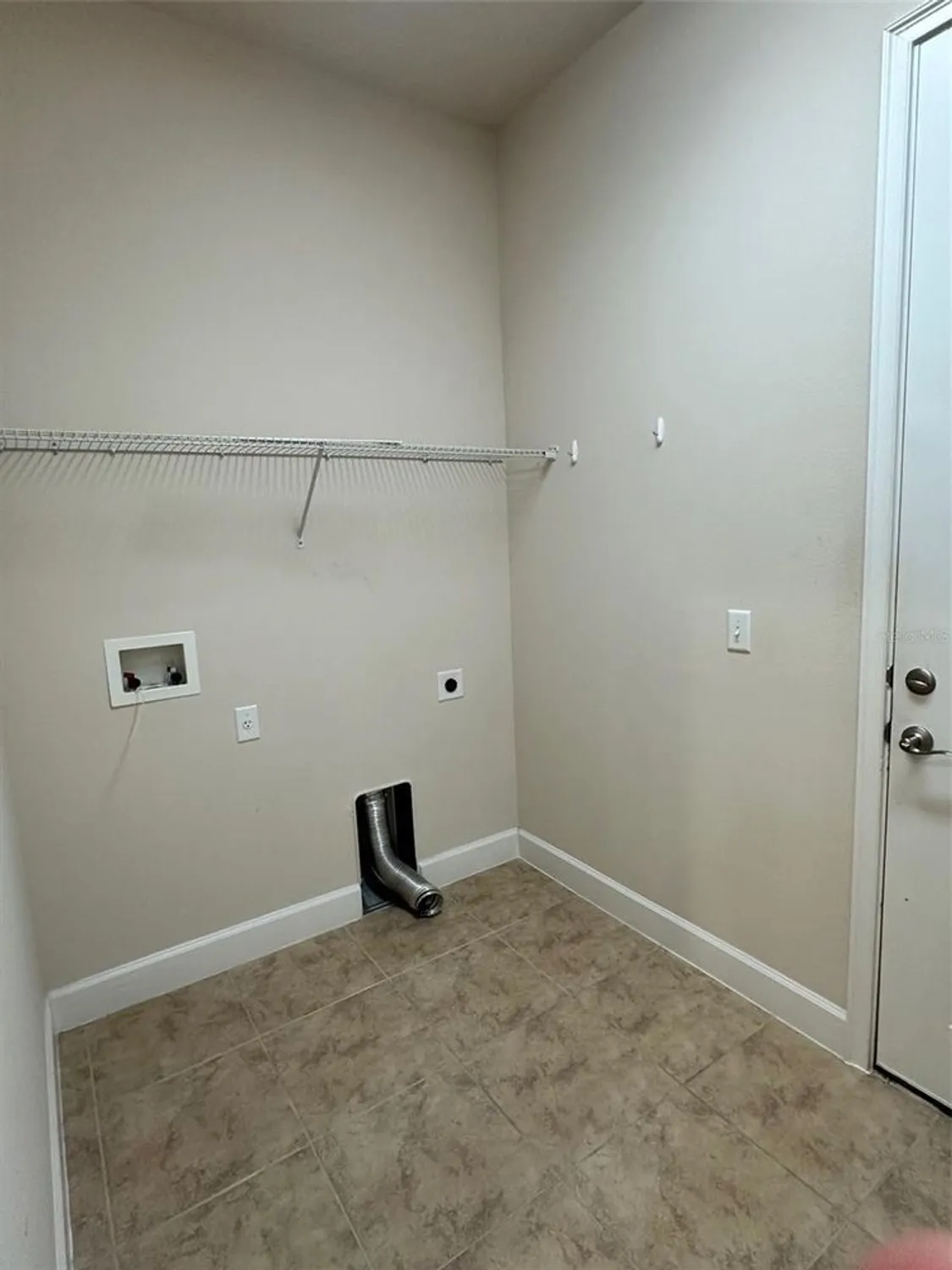 Property Slideshow image 9 of 16 | 727 aldenham ln, Ormond Beach, FL, 32174