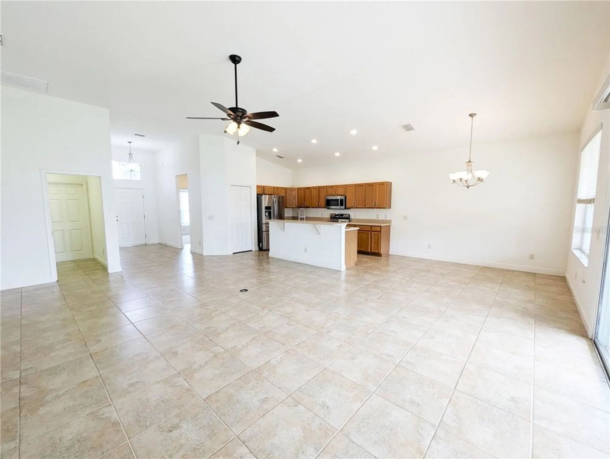 Property Slideshow image 11 of 32 | 1882 w angelica loop, Lecanto, FL, 34461