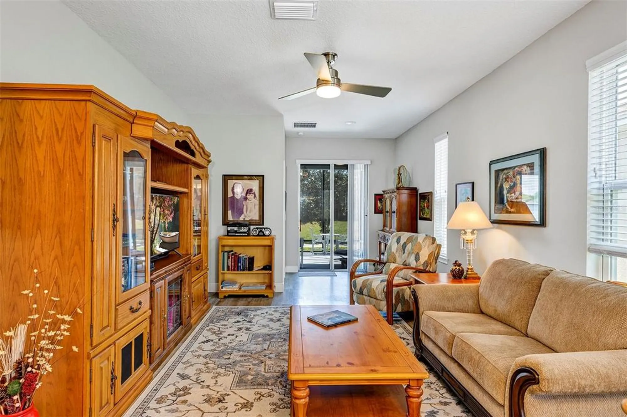 Property Slideshow image 13 of 49 | 27018 white plains way, Leesburg, FL, 34748