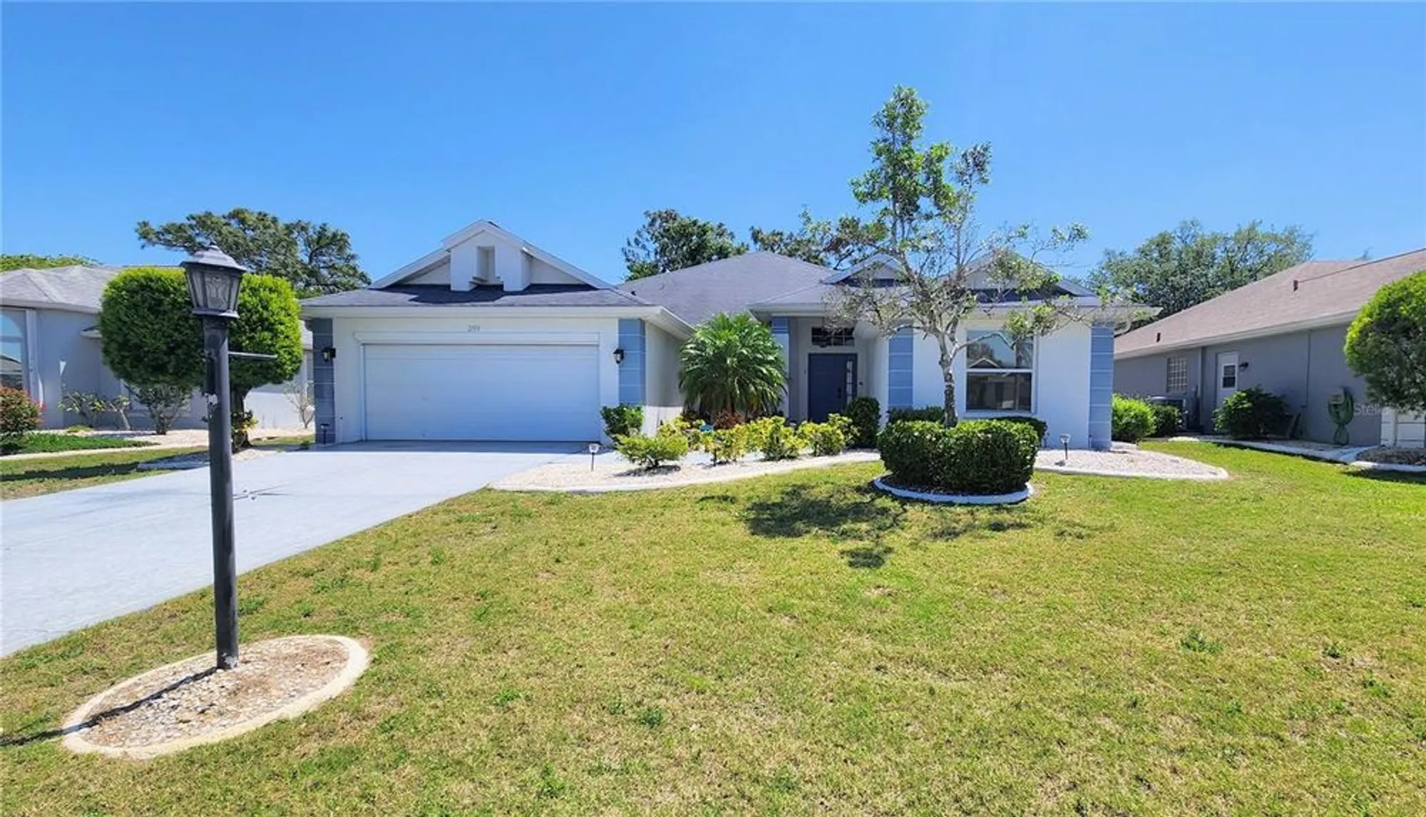 Property Slideshow image 1 of 60 | 2113 e del webb blvd, Sun City Center, FL, 33573