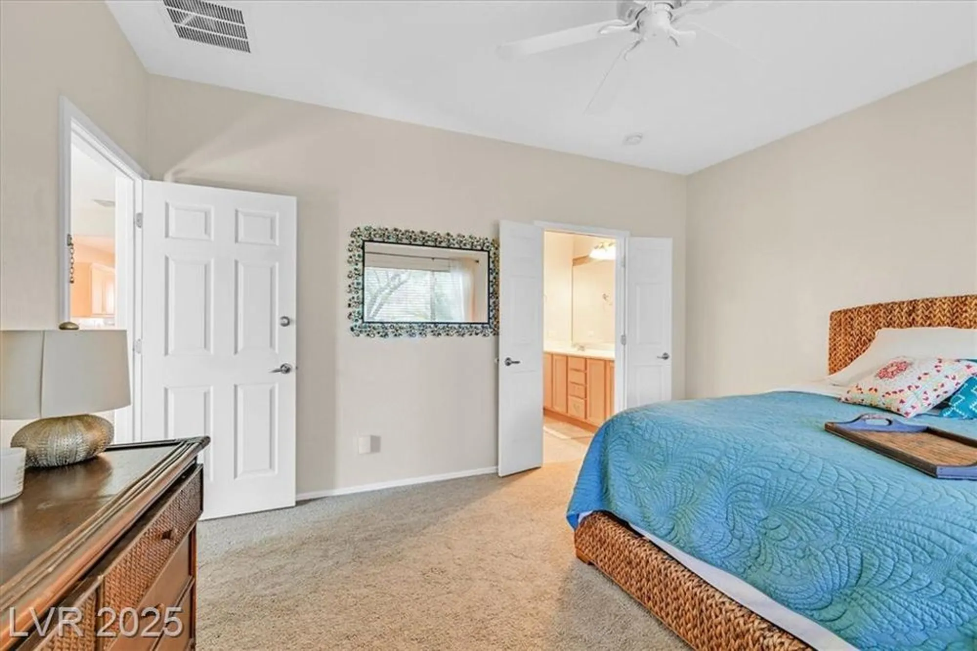 Property Slideshow image 14 of 37 | 6097 falconer ave, Las Vegas, NV, 89122