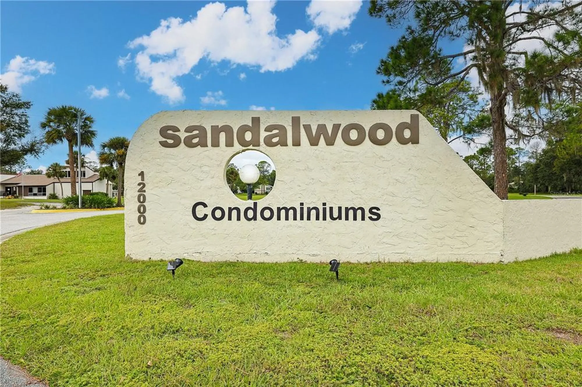 Property Slideshow image 2 of 34 | 15102 sandalwood dr # 102, Wildwood, FL, 34785