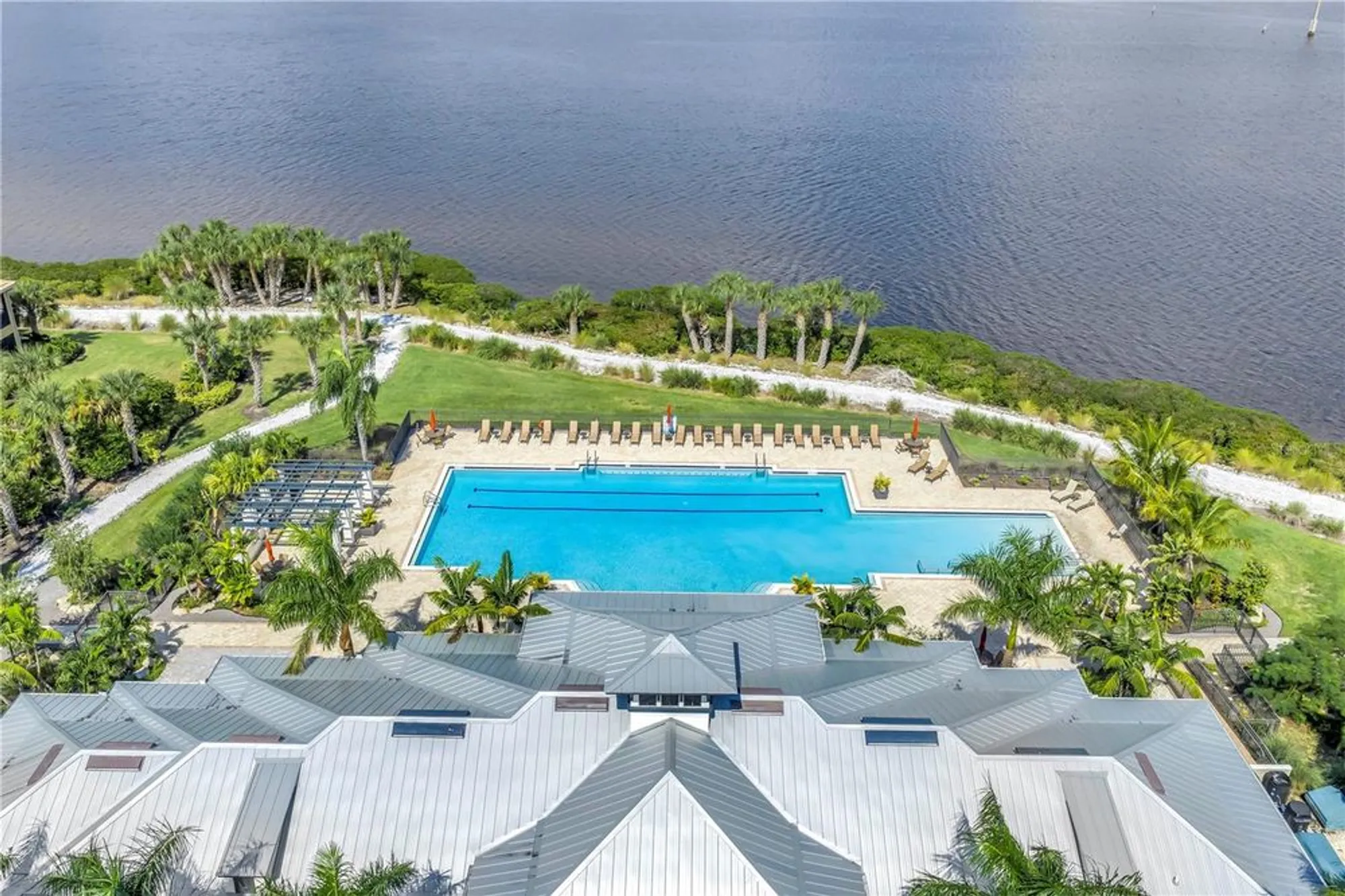 Property Slideshow image 45 of 59 | 1030 tidewater shores loop 406, Bradenton, FL, 34208