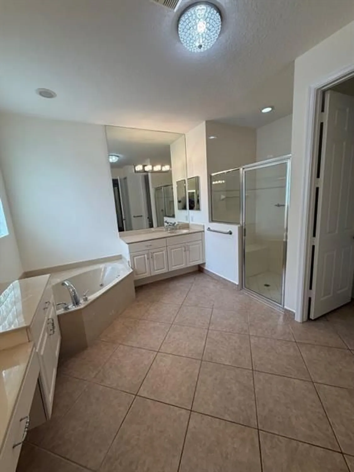 Property Slideshow image 6 of 25 | 12039 oakvista dr, Boynton Beach, FL, 33437