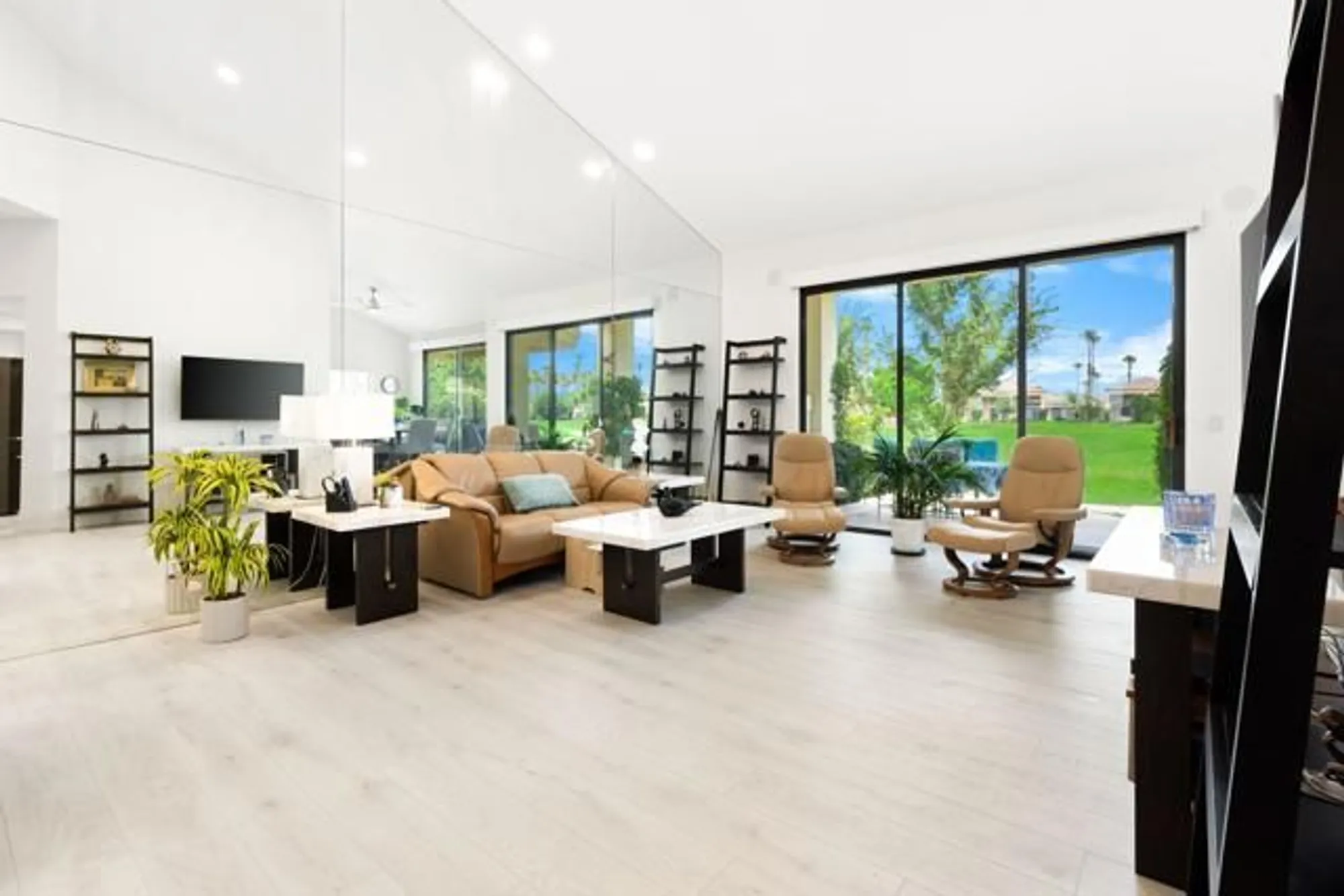 Property Slideshow image 4 of 36 | 54912 shoal crk, La Quinta, CA, 92253