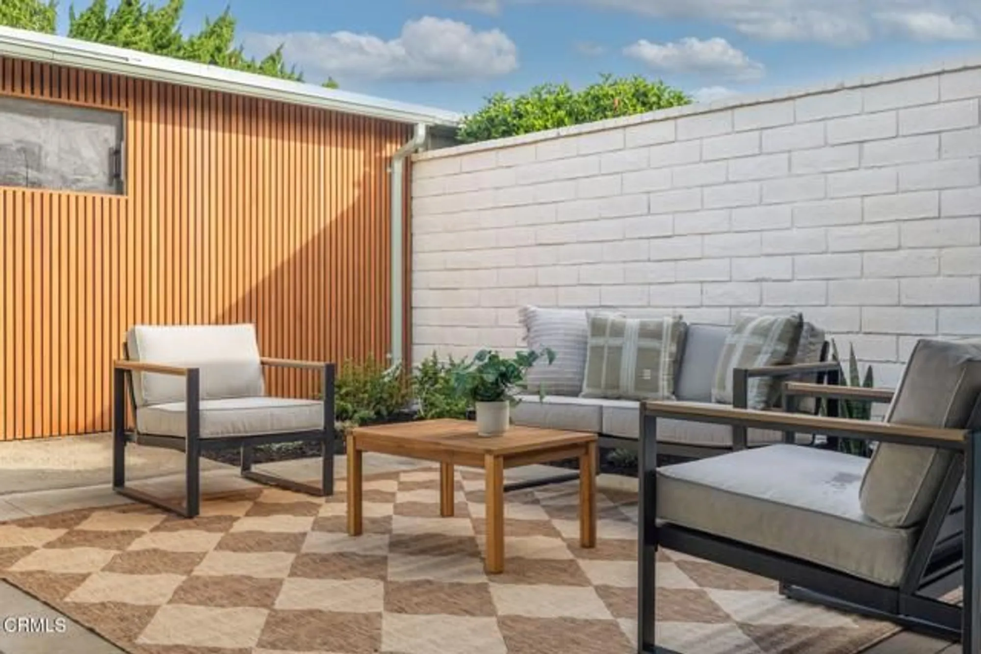 Property Slideshow image 24 of 37 | 241 e fiesta grn, Port Hueneme, CA, 93041