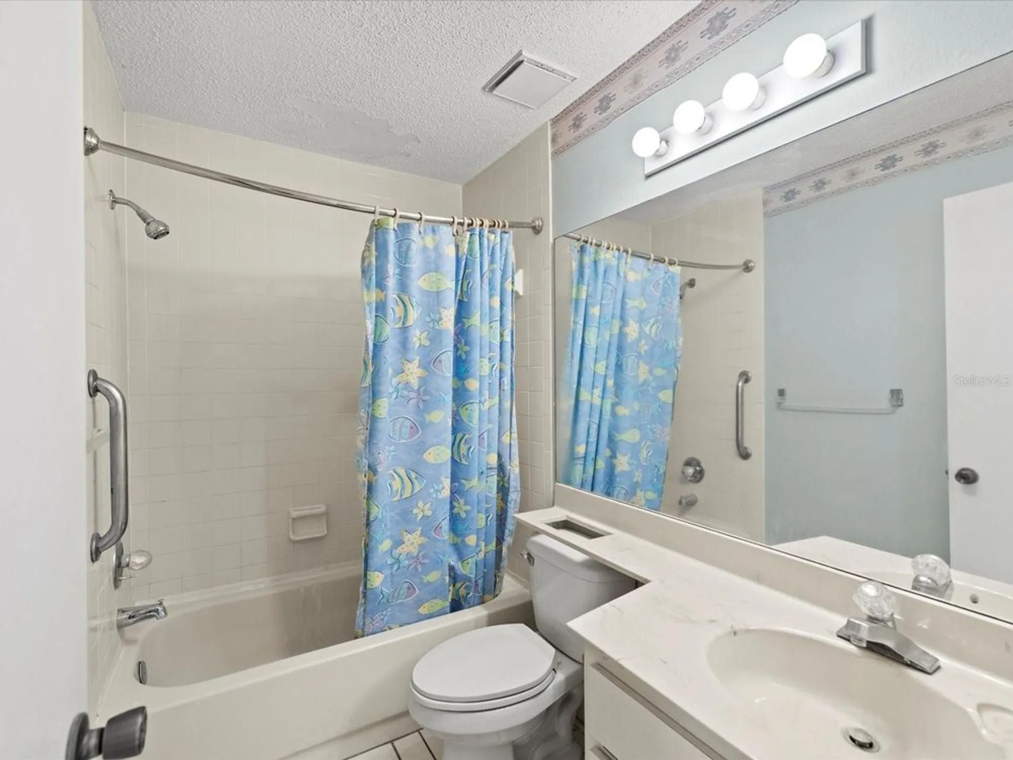 Property Slideshow image 19 of 61 | 11636 aspenwood dr, New Port Richey, FL, 34654