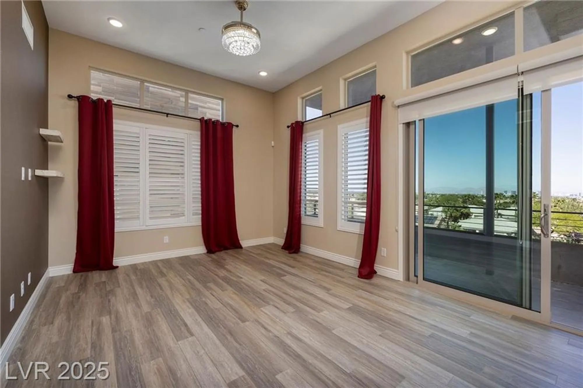 Property Slideshow image 21 of 33 | 4292 veraz st -, Las Vegas, NV, 89135