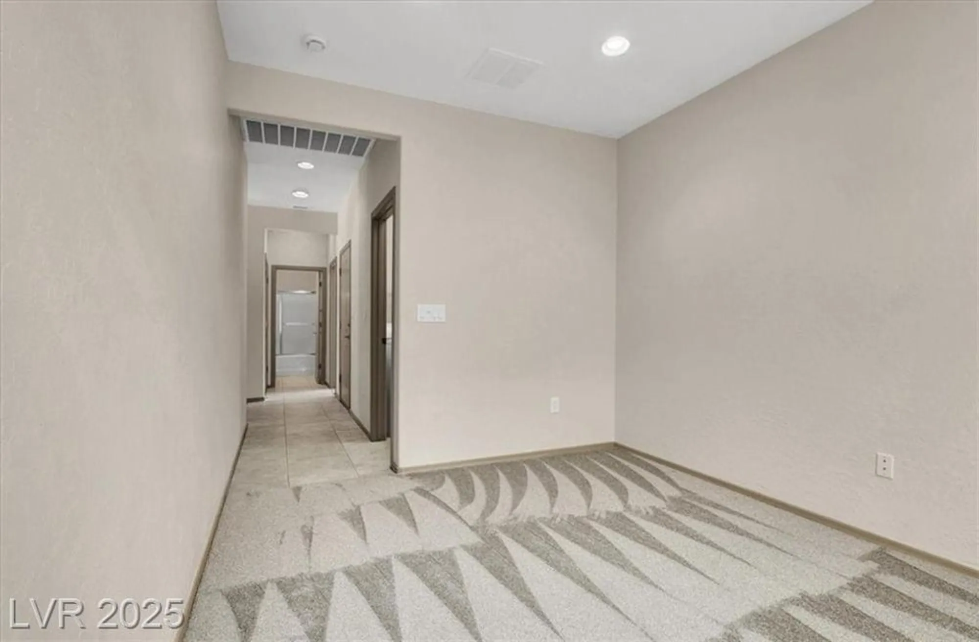 Property Slideshow image 18 of 52 | 7839 lyrebird dr, North Las Vegas, NV, 89084