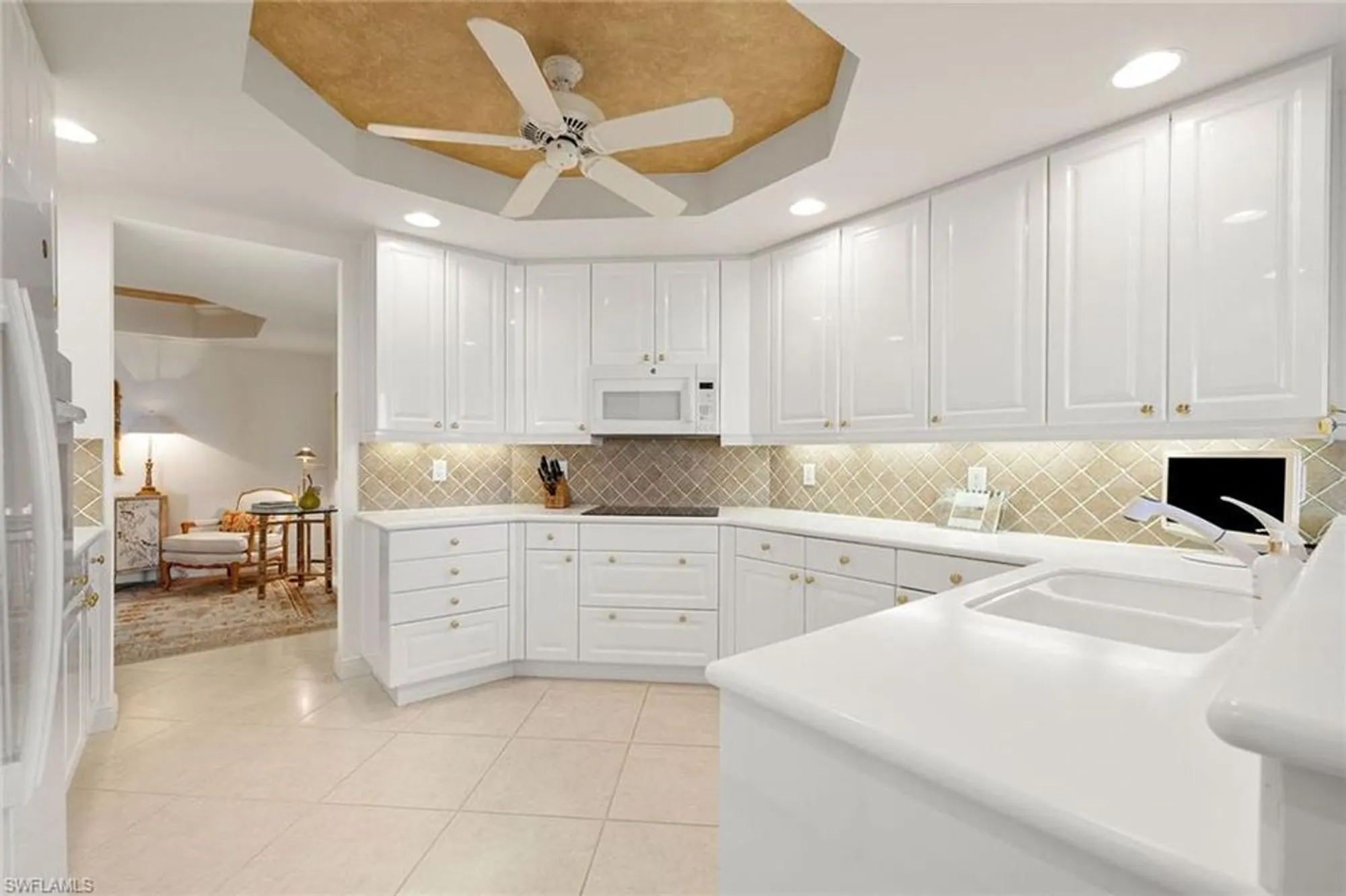 Property Slideshow image 18 of 49 | 23650 via veneto blvd 902, Estero, FL, 34134