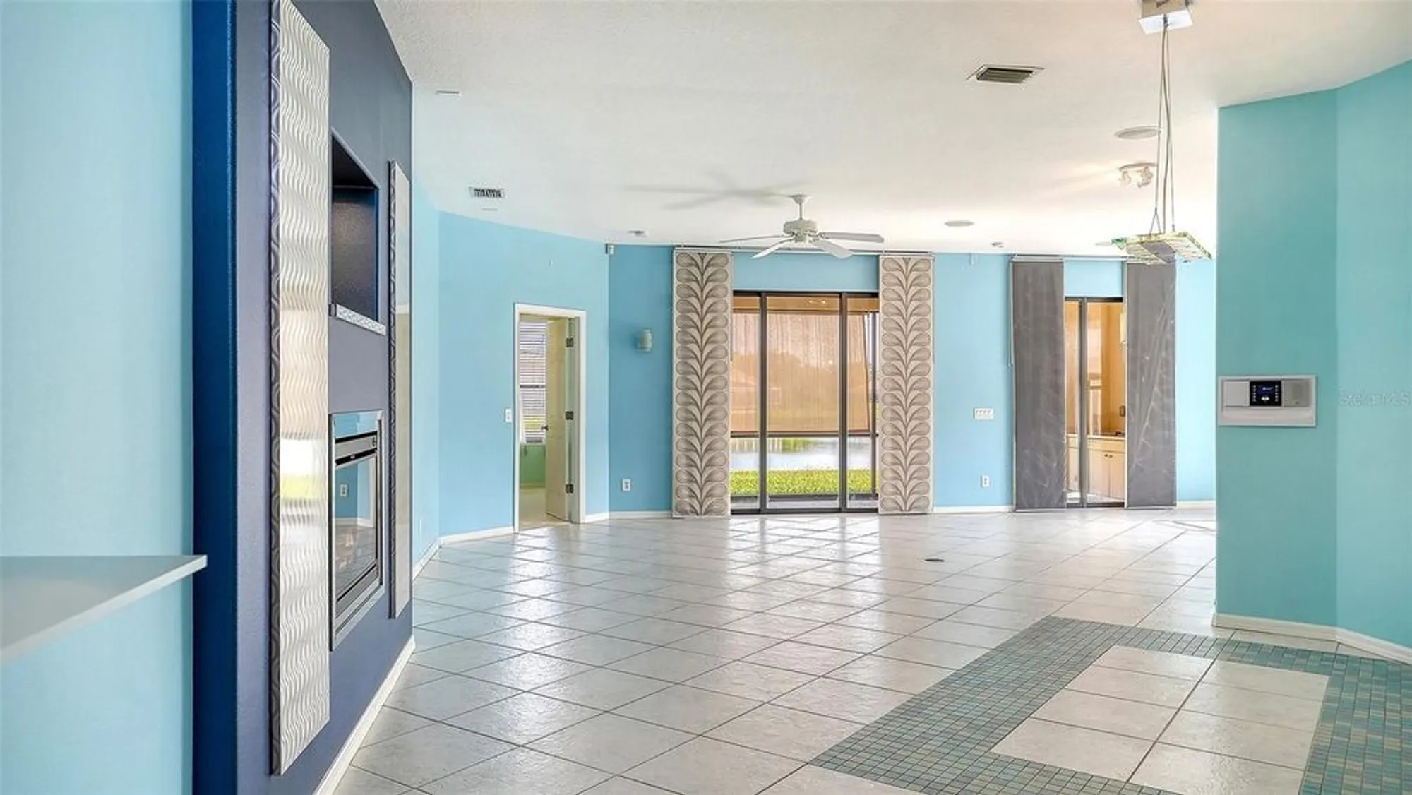 Property Slideshow image 13 of 74 | 4160 mackay falls ter, Sarasota, FL, 34243