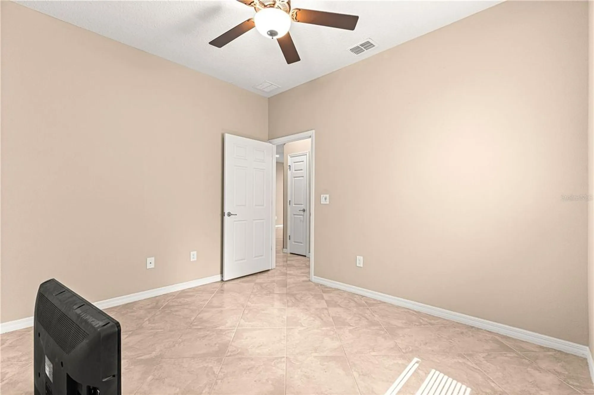 Property Slideshow image 17 of 28 | 9685 sw 63rd loop, Ocala, FL, 34481