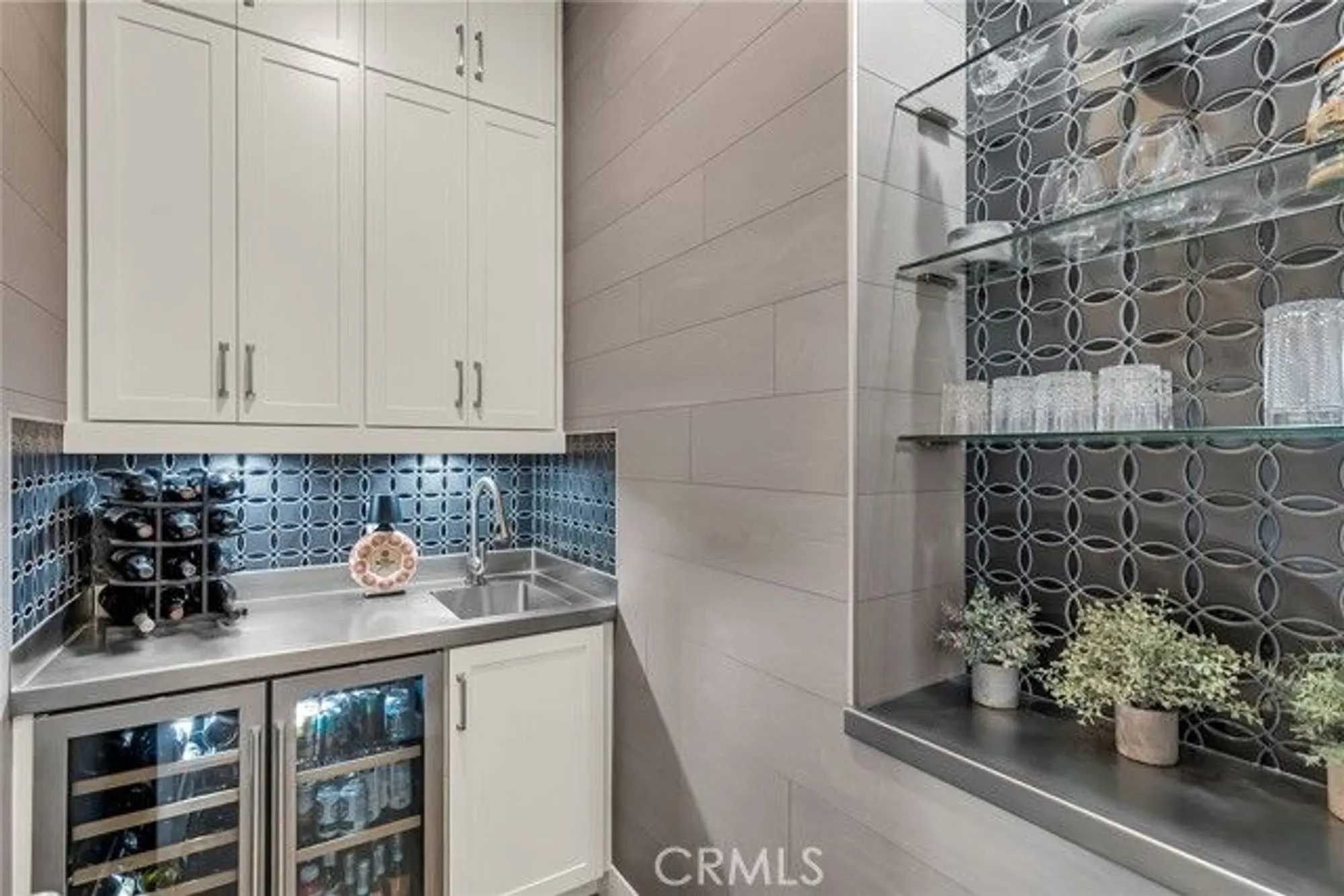 Property Slideshow image 16 of 44 | 11686 oakton way, Corona, CA, 92883