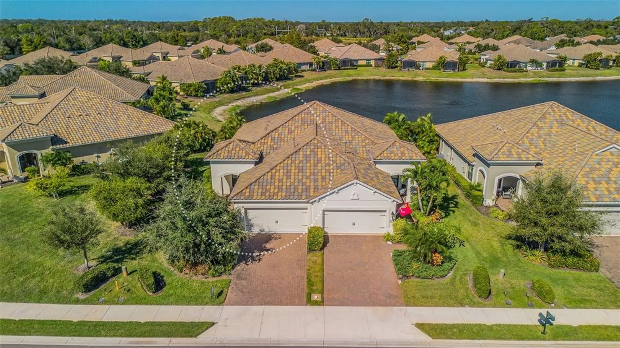 Property Slideshow image 1 of 37 | 1282 backspin dr, Englewood, FL, 34223