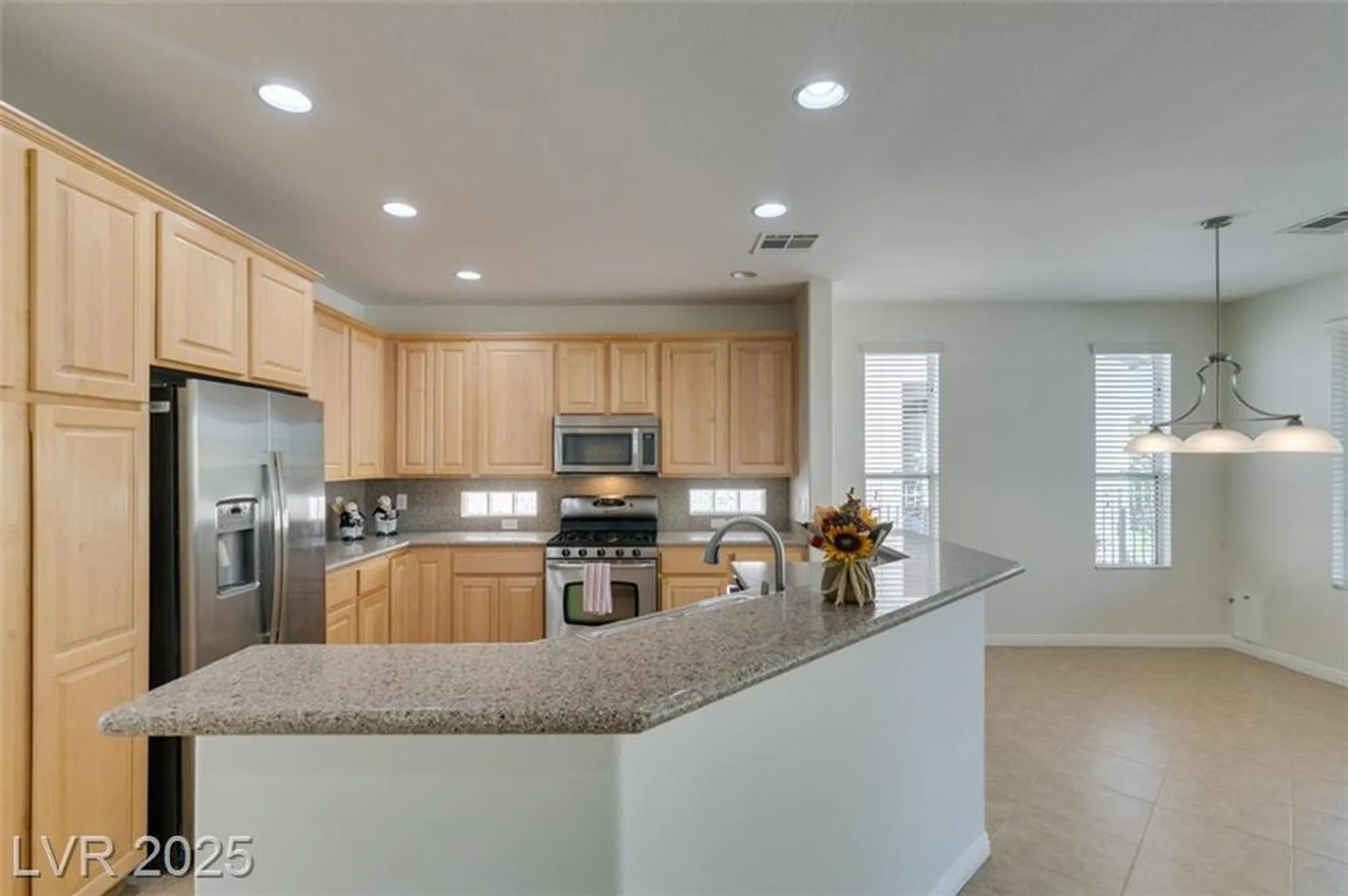 Property Slideshow image 2 of 38 | 5166 pensier st, Las Vegas, NV, 89135