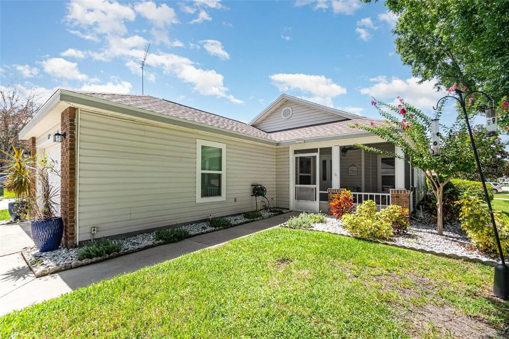 Property Slideshow image 3 of 29 | 4525 eaglewood dr, Leesburg, FL, 34748