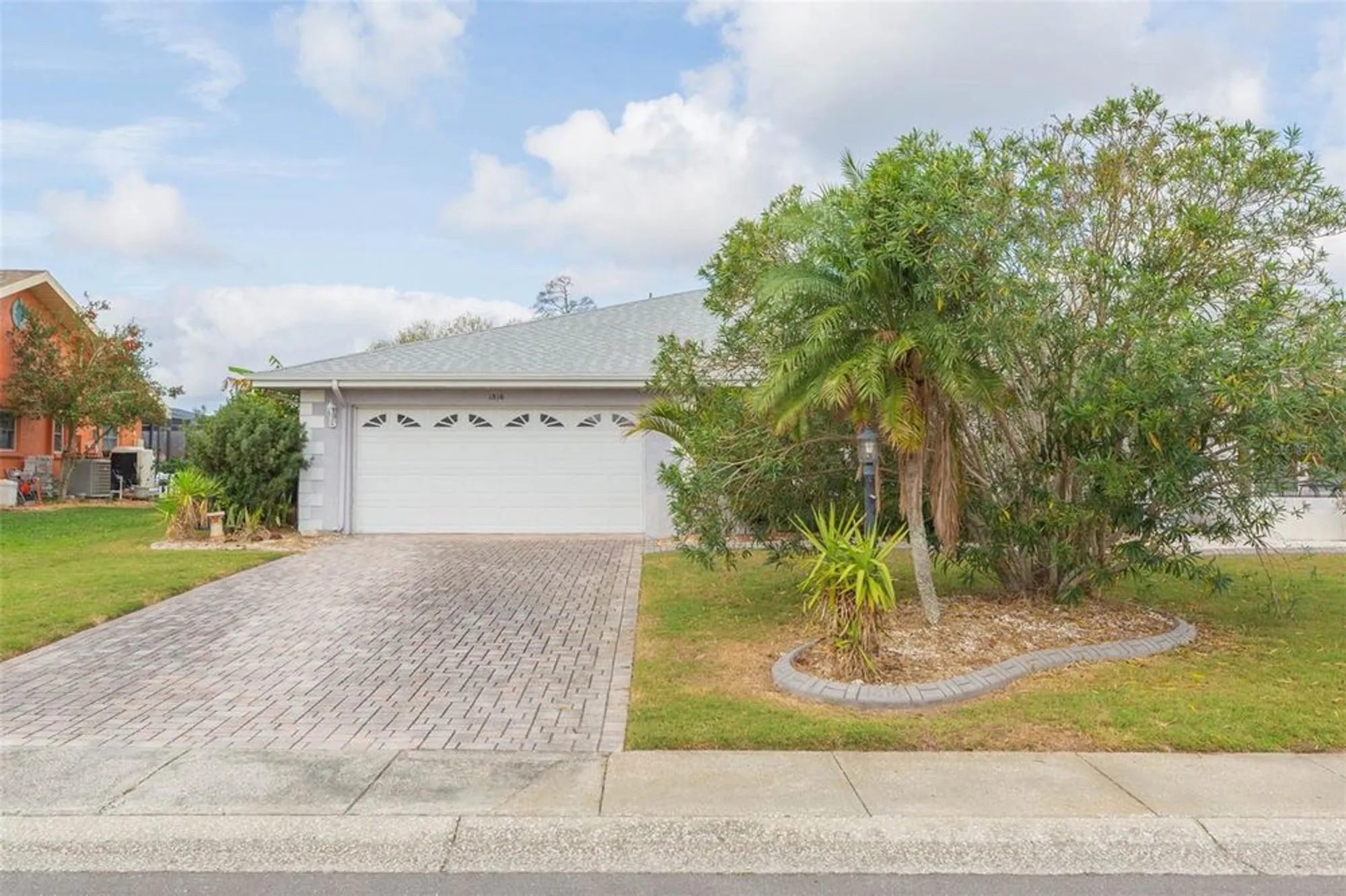 Property Slideshow image 1 of 42 | 1816 n pebble beach blvd, Sun City Center, FL, 33573
