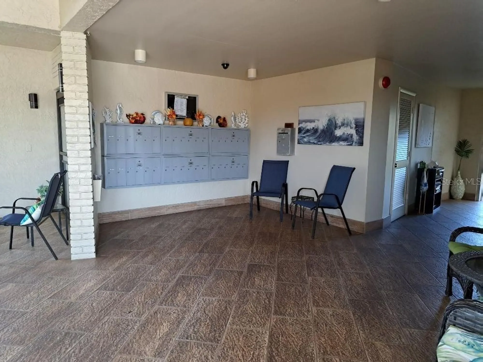 Property Slideshow image 18 of 18 | 7951 58th ave n unit 208, St Petersburg, FL, 33709