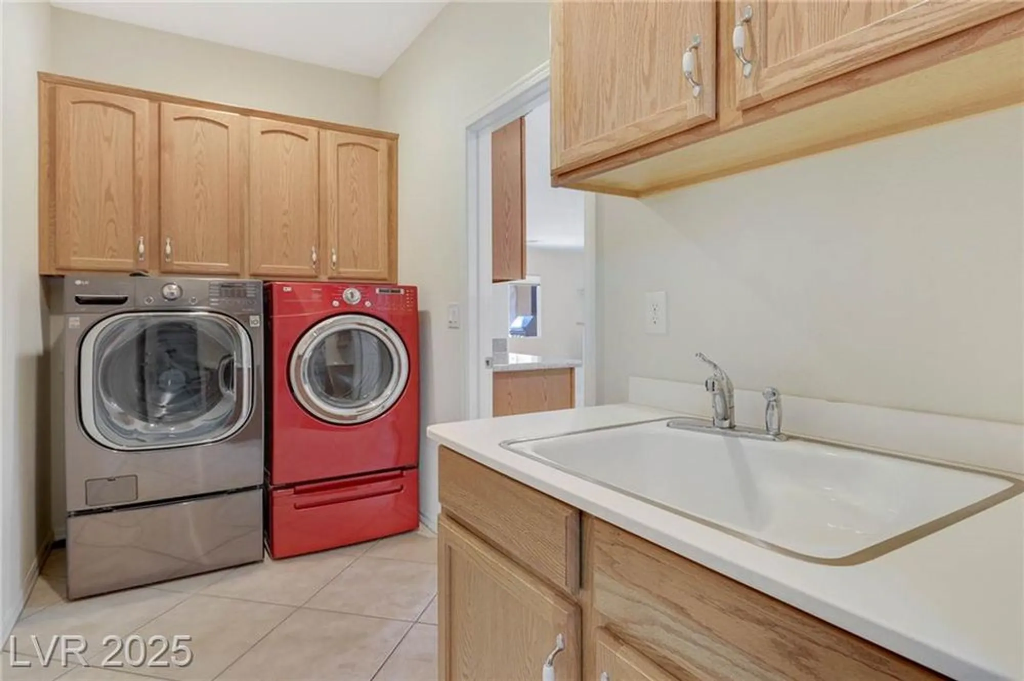 Property Slideshow image 20 of 31 | 2313 janesville ln, Henderson, NV, 89044