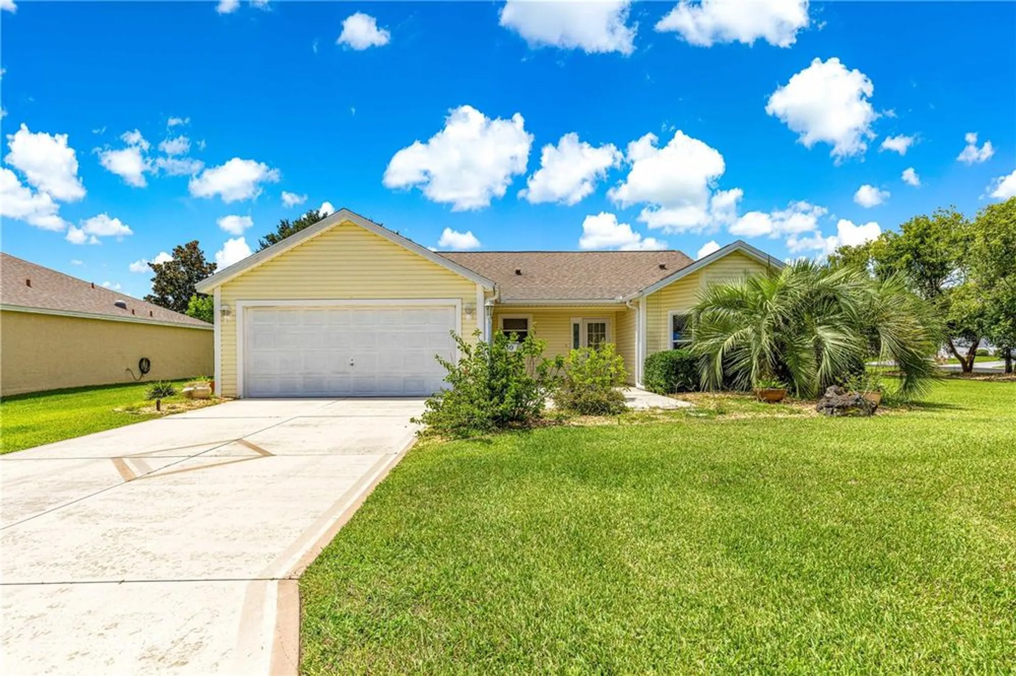Property Slideshow image 47 of 58 | 2450 merida cir, The Villages, FL, 32162