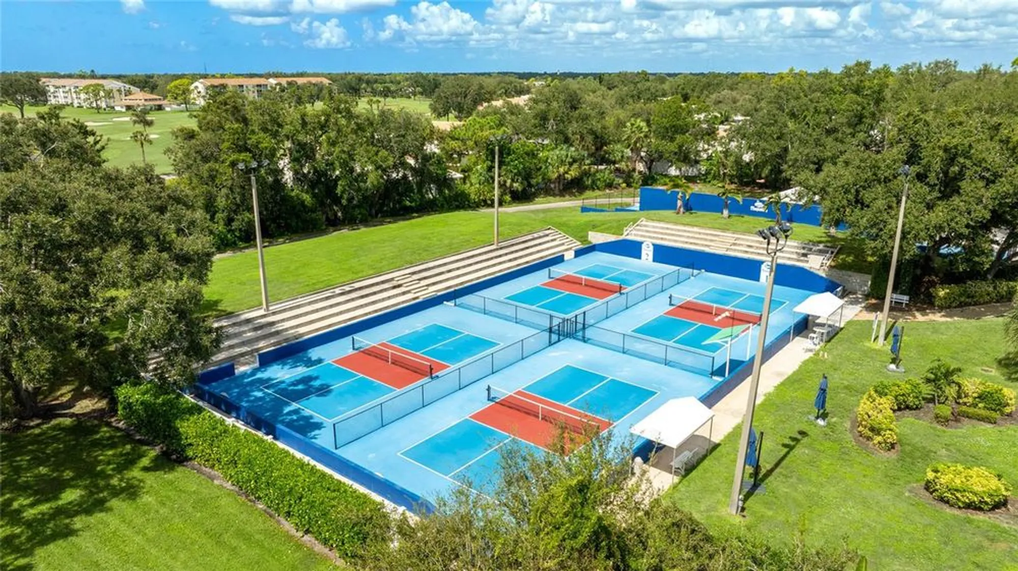 Property Slideshow image 37 of 51 | 875 chalmers dr 11, Venice, FL, 34293