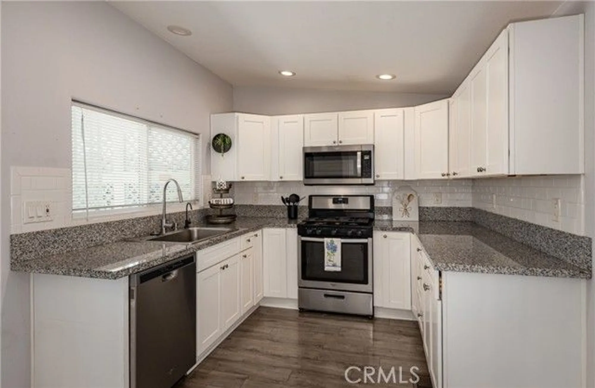 Property Slideshow image 9 of 22 | 3800 w wilson st spc 28, Banning, CA, 92220