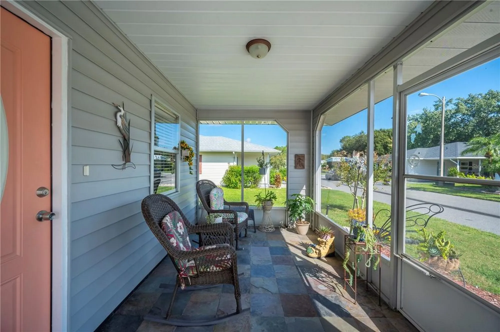 Property Slideshow image 31 of 39 | 4829 colonnades cir, Lakeland, FL, 33811