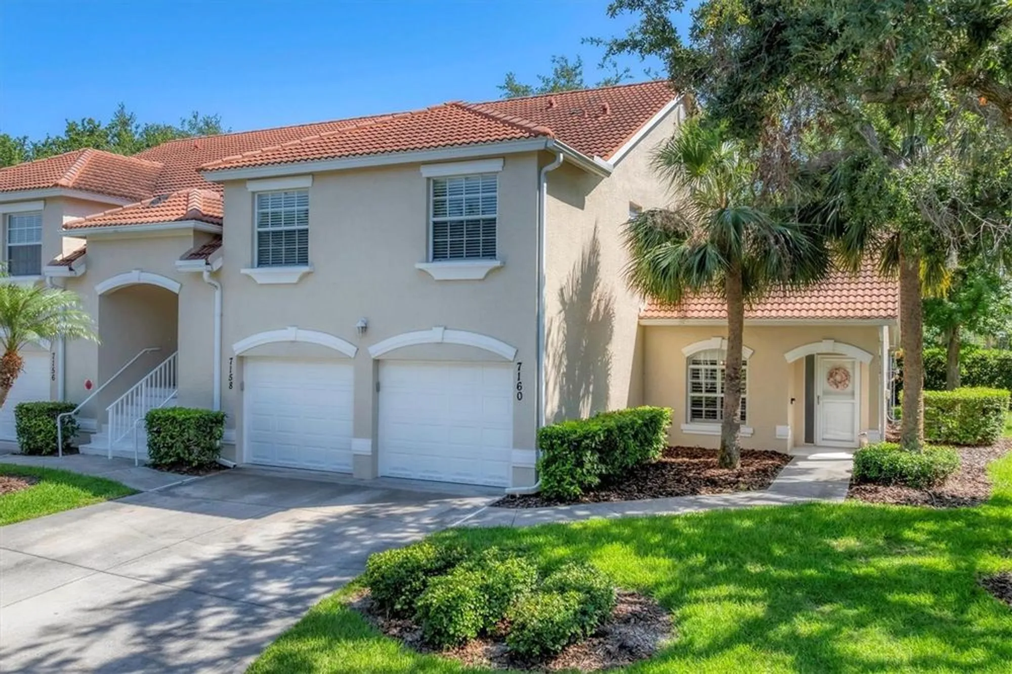 Property Slideshow image 5 of 60 | 7160 cedar hollow cir na, Bradenton, FL, 34203