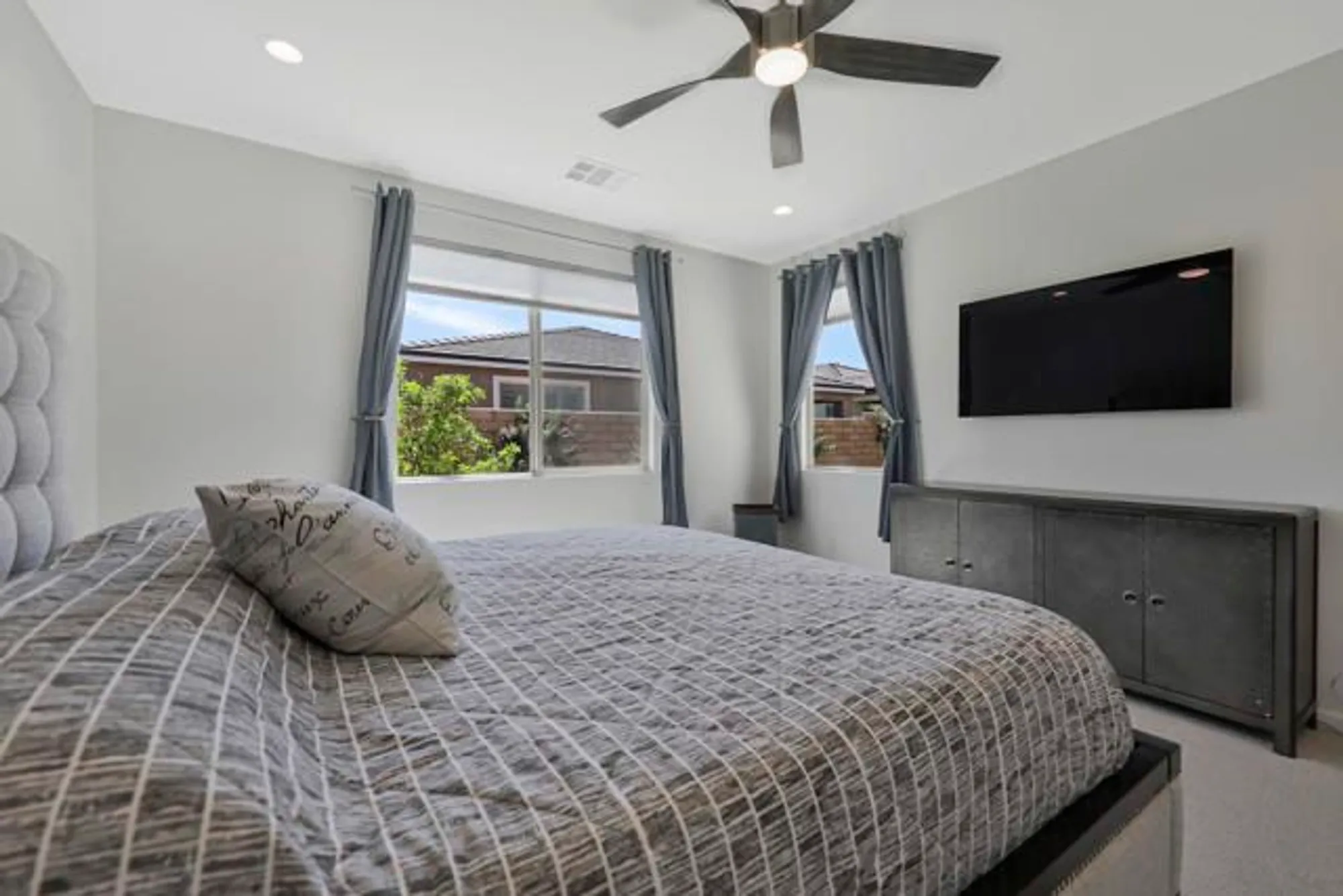 Property Slideshow image 9 of 29 | 78783 fortuna pl, Palm Desert, CA, 92211