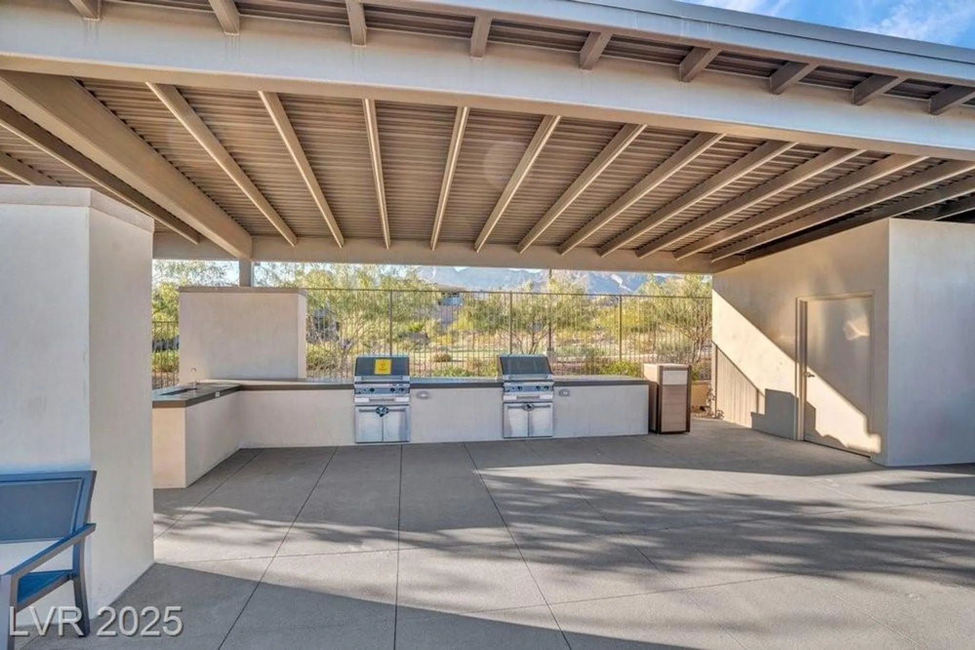 Property Slideshow image 30 of 36 | 925 allister fields ln, Las Vegas, NV, 89138