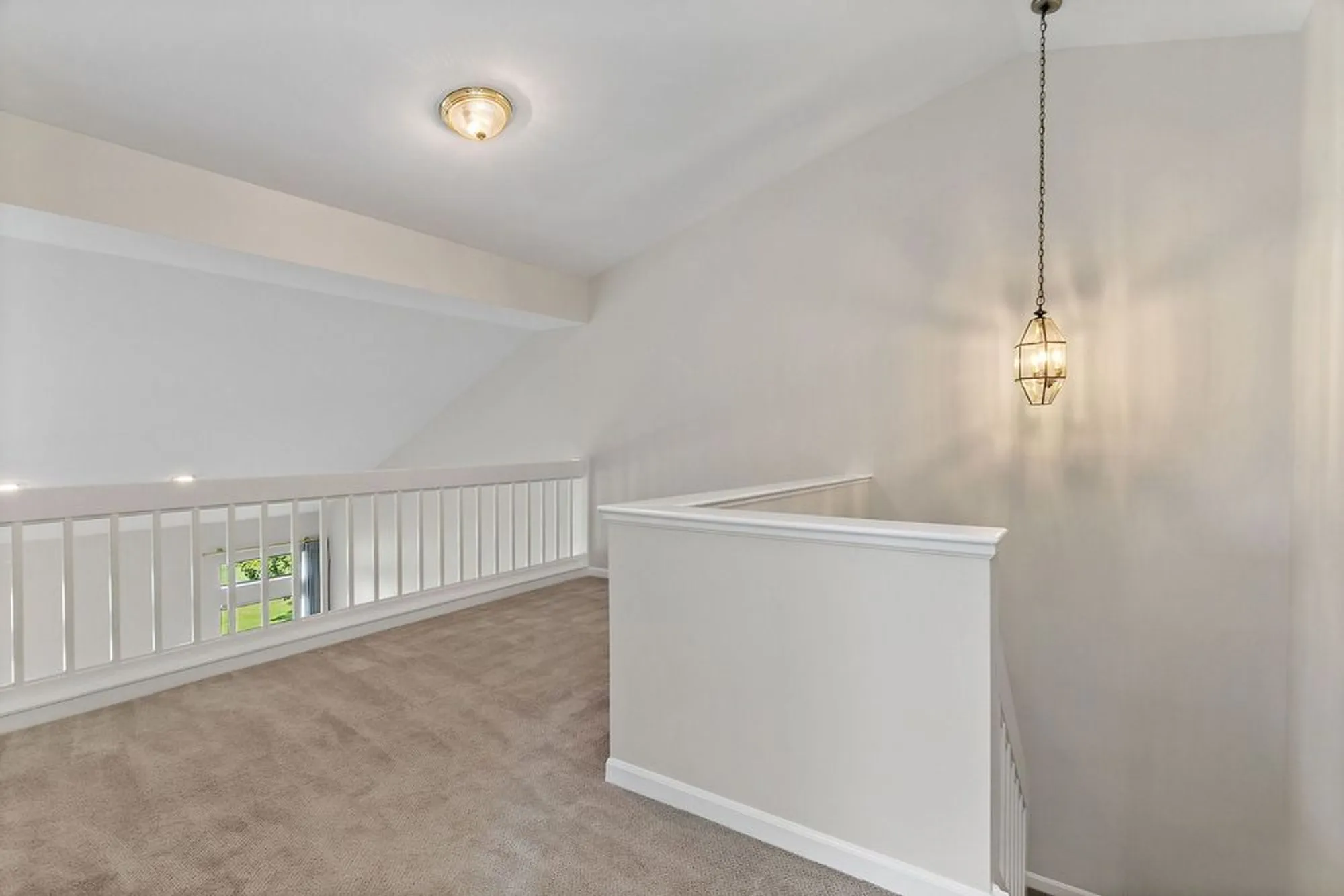 Property Slideshow image 20 of 39 | 830 oak hill rd, Lake Barrington, IL, 60010