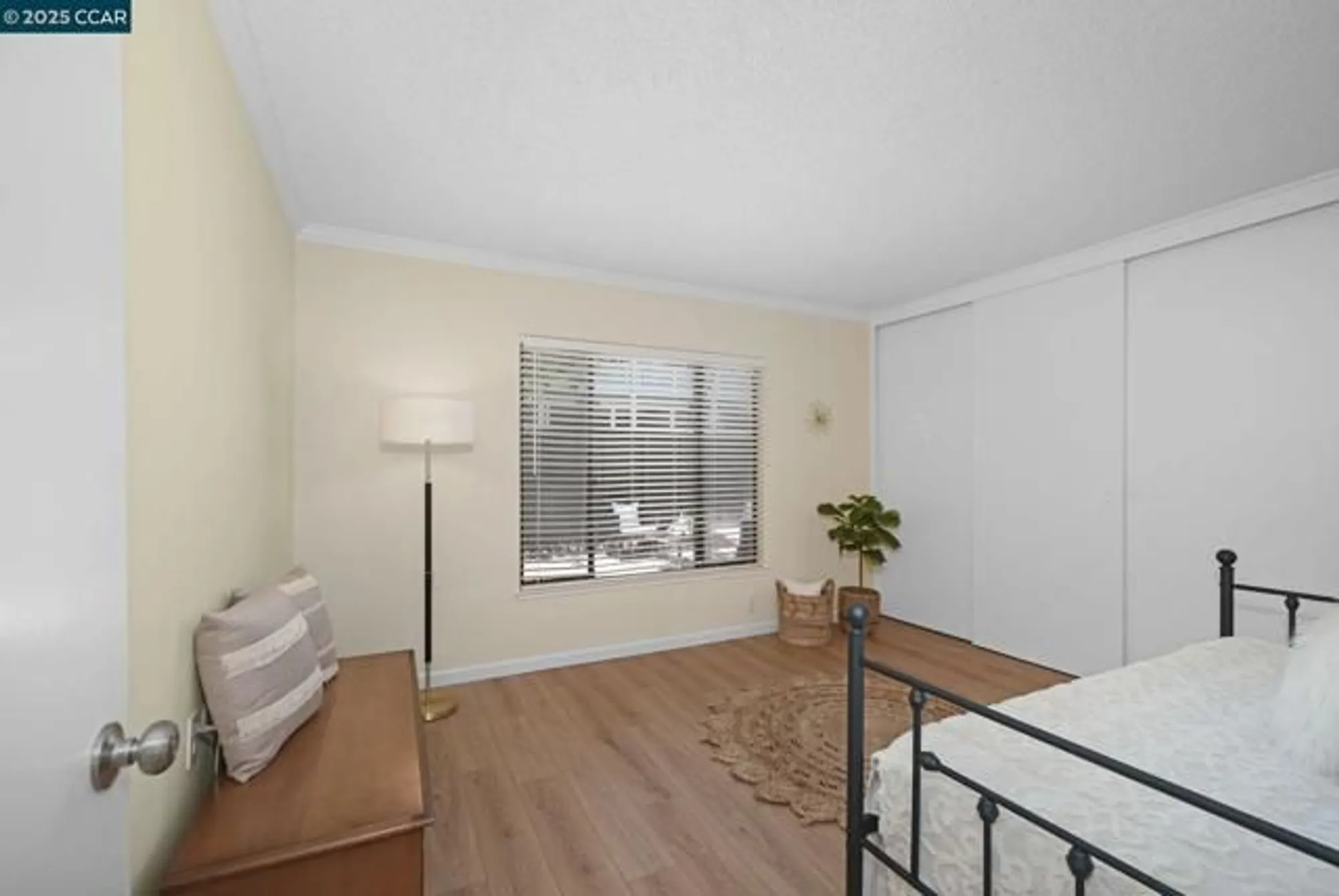 Property Slideshow image 11 of 29 | 1116 running springs rd 2, Walnut Creek, CA, 94595