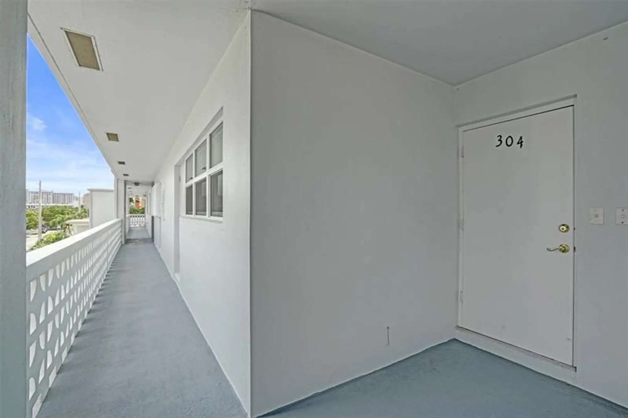 Property Slideshow image 39 of 49 | 1001 n riverside dr 304, Pompano Beach, FL, 33062