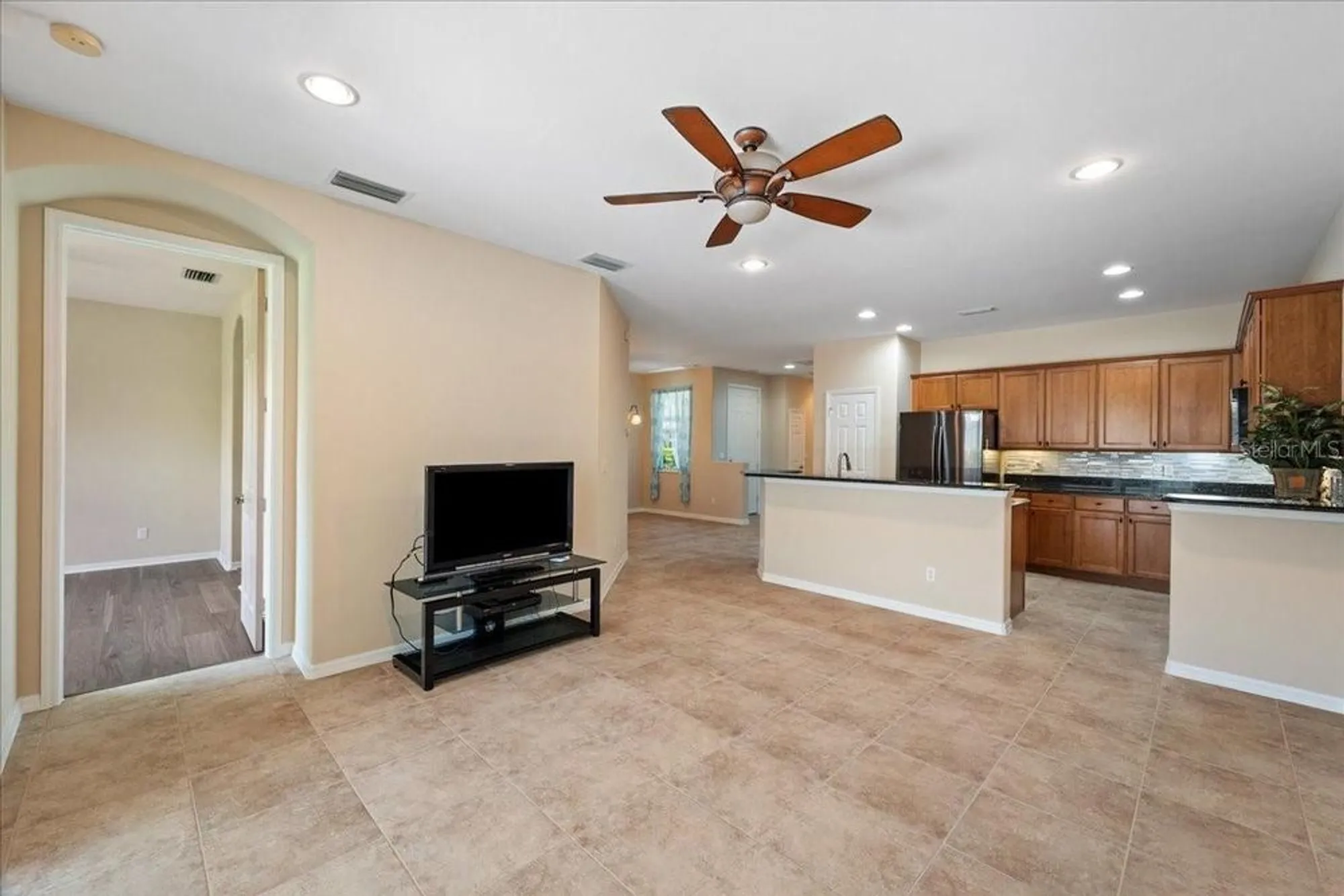 Property Slideshow image 10 of 39 | 10662 camarelle cir, Fort Myers, FL, 33913