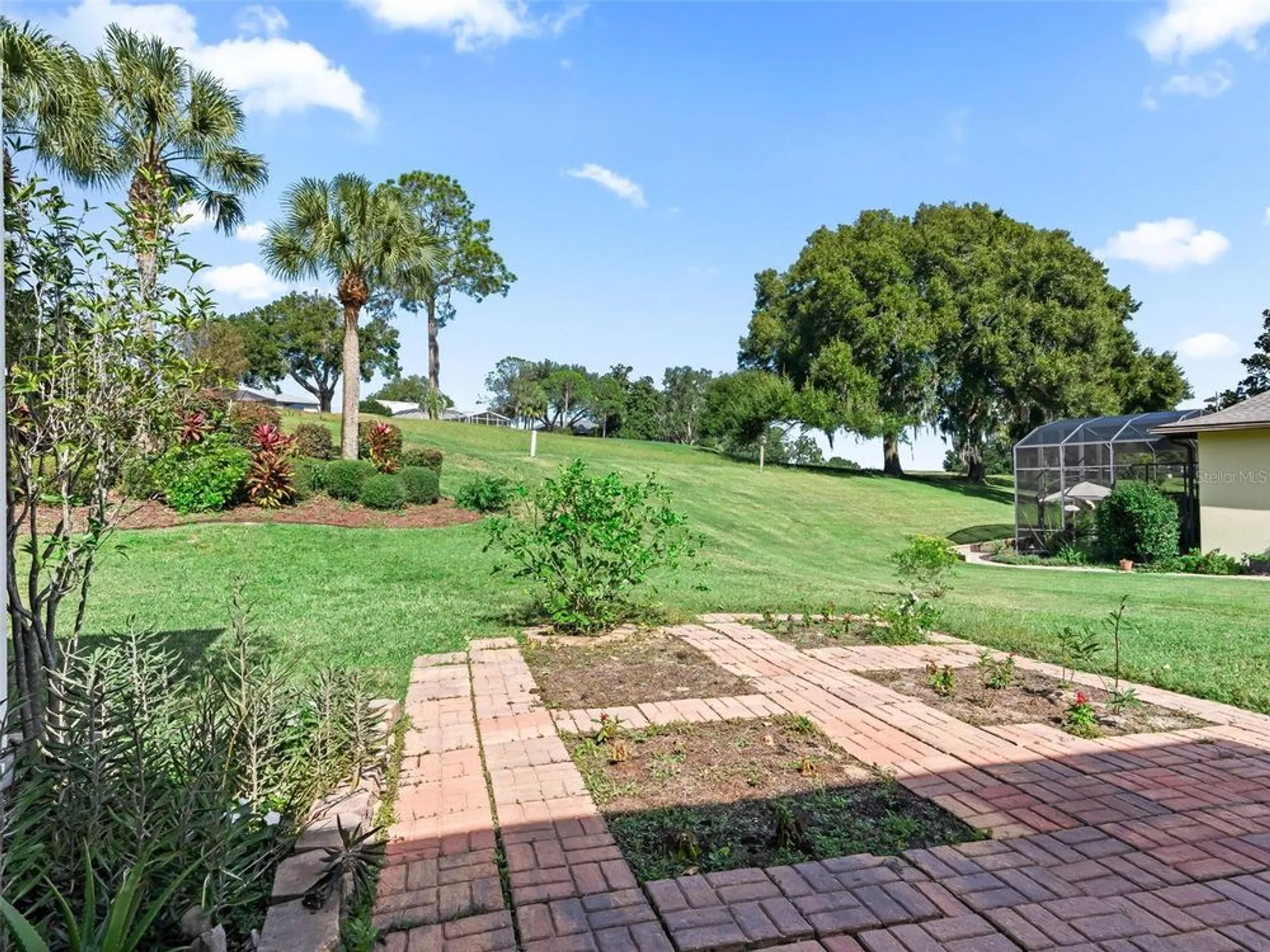 Property Slideshow image 48 of 52 | 39023 griffin lndg, Lady Lake, FL, 32159