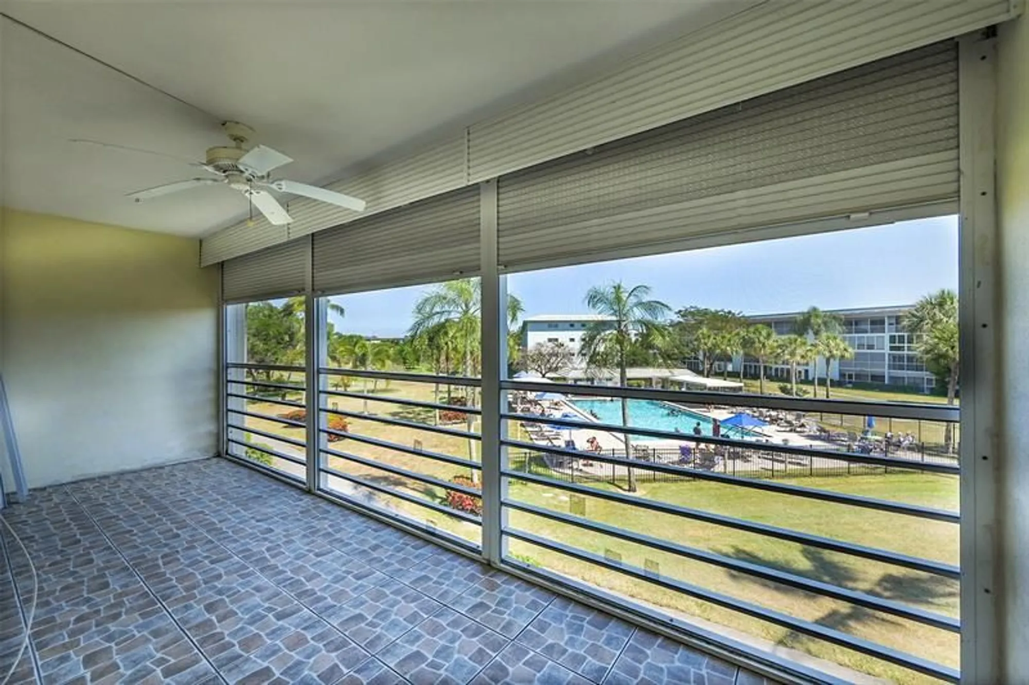 Property Slideshow image 2 of 29 | 2901 victoria cir k3, Coconut Creek, FL, 33066