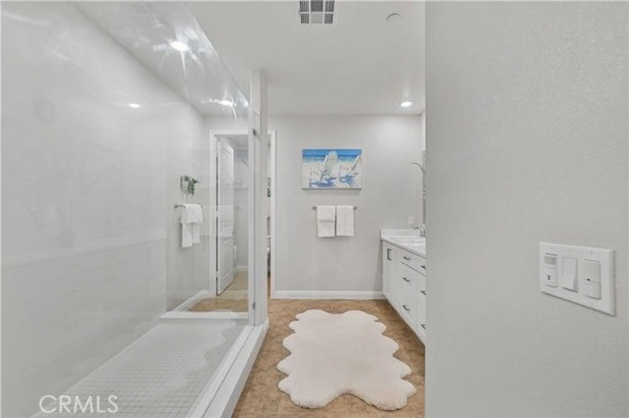 Property Slideshow image 28 of 55 | 20608 galloway dr, Santa Clarita, CA, 91350