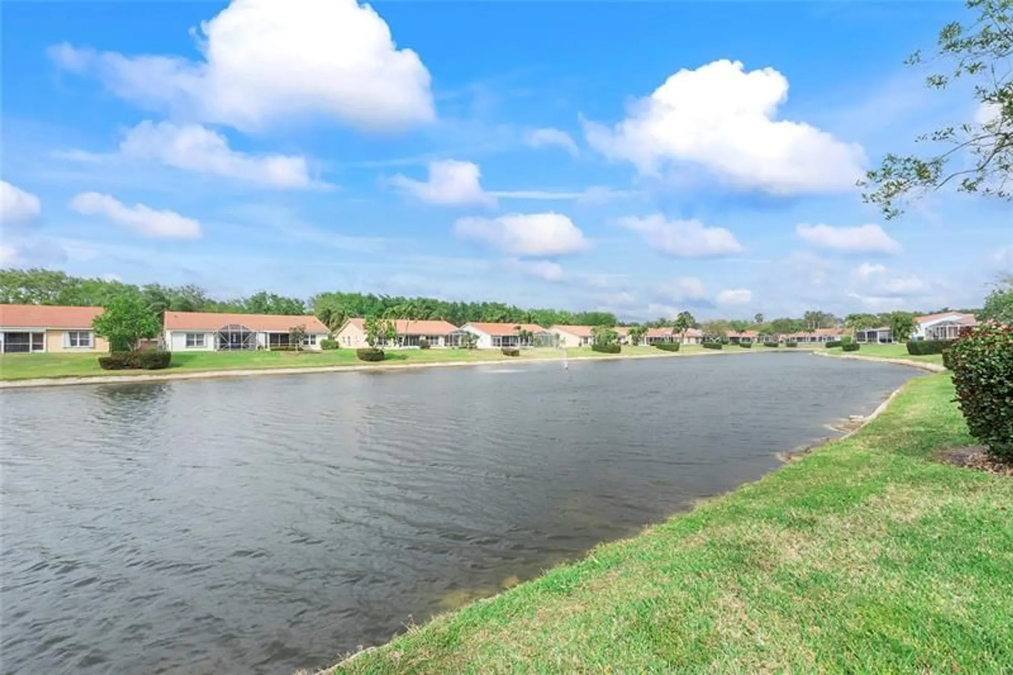 Property Slideshow image 35 of 43 | 120 sausalito dr, Boynton Beach, FL, 33436