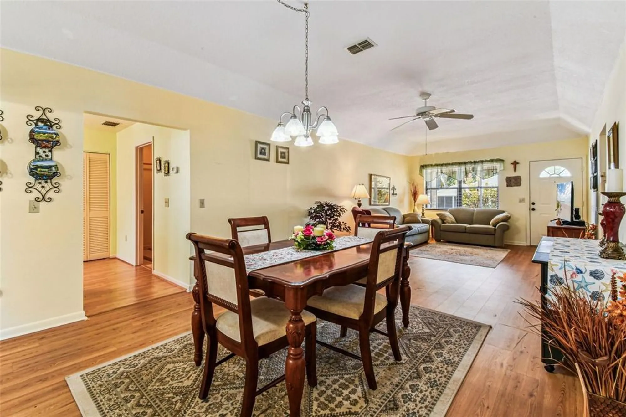 Property Slideshow image 20 of 55 | 2324 sea island cir, Lakeland, FL, 33810