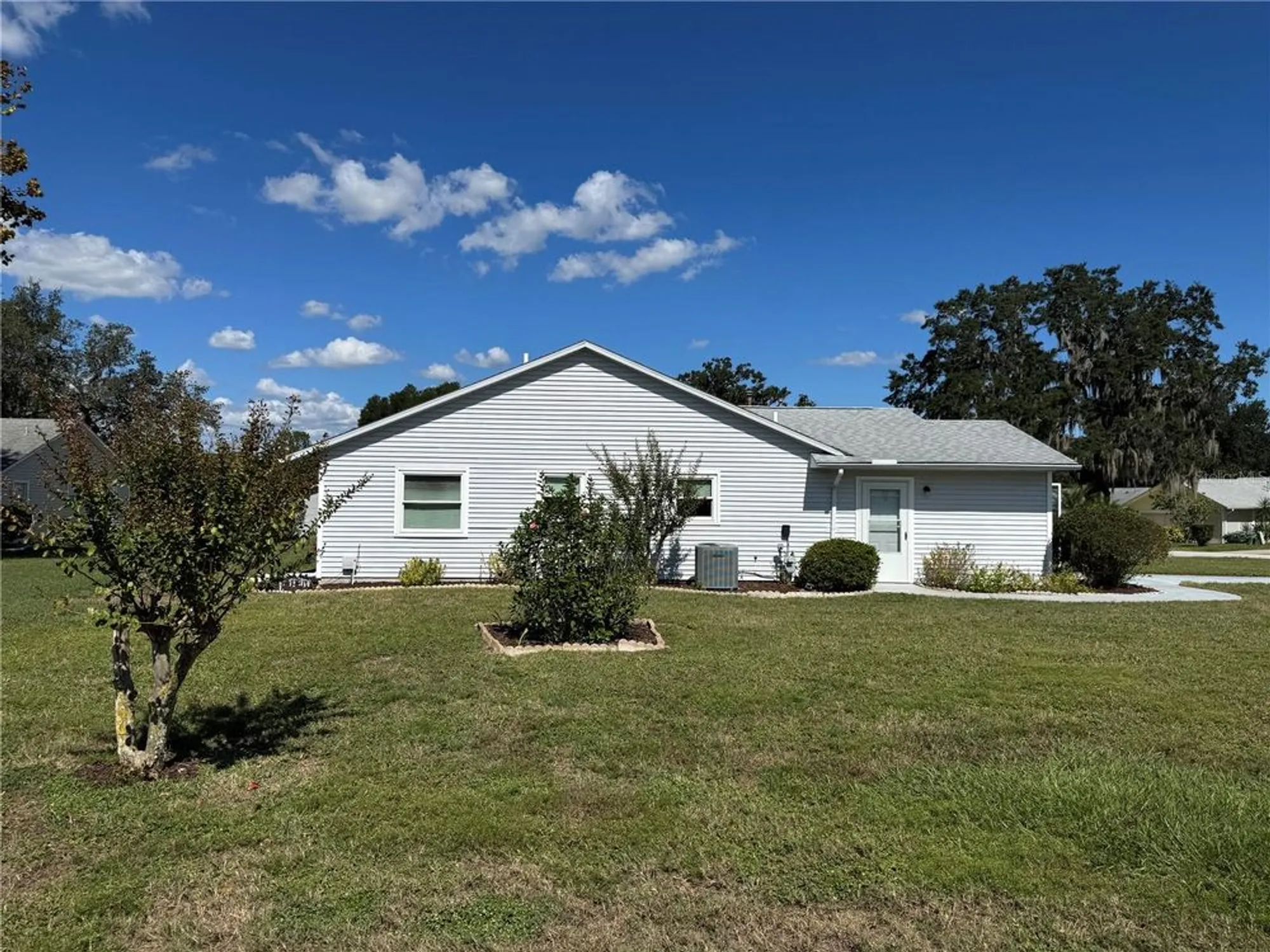 Property Slideshow image 28 of 57 | 10 brigadoon cir, Leesburg, FL, 34788