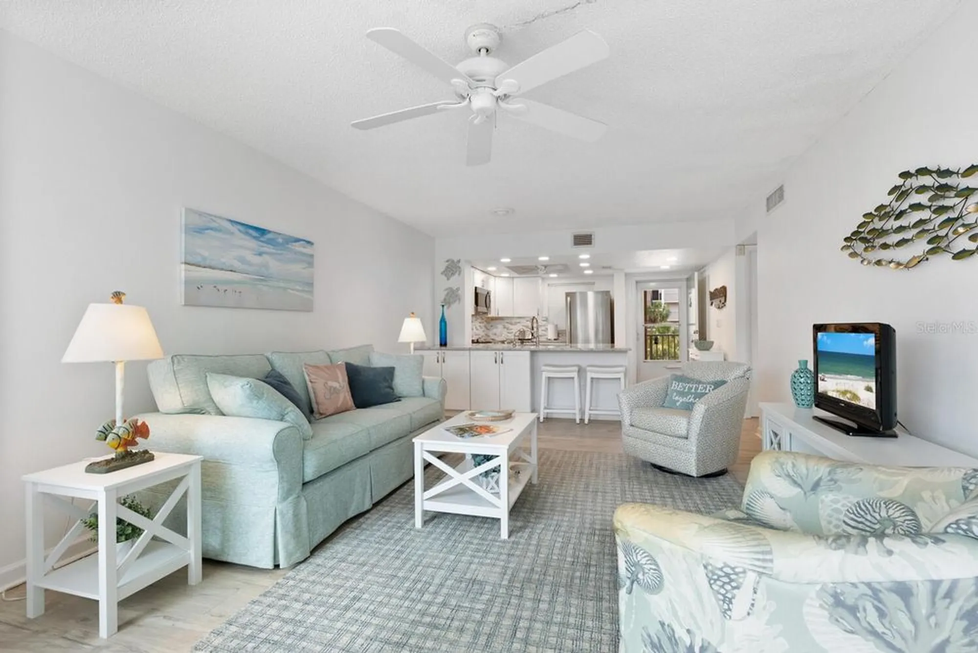 Property Slideshow image 14 of 45 | 1250 n portofino dr apt 304, Sarasota, FL, 34242